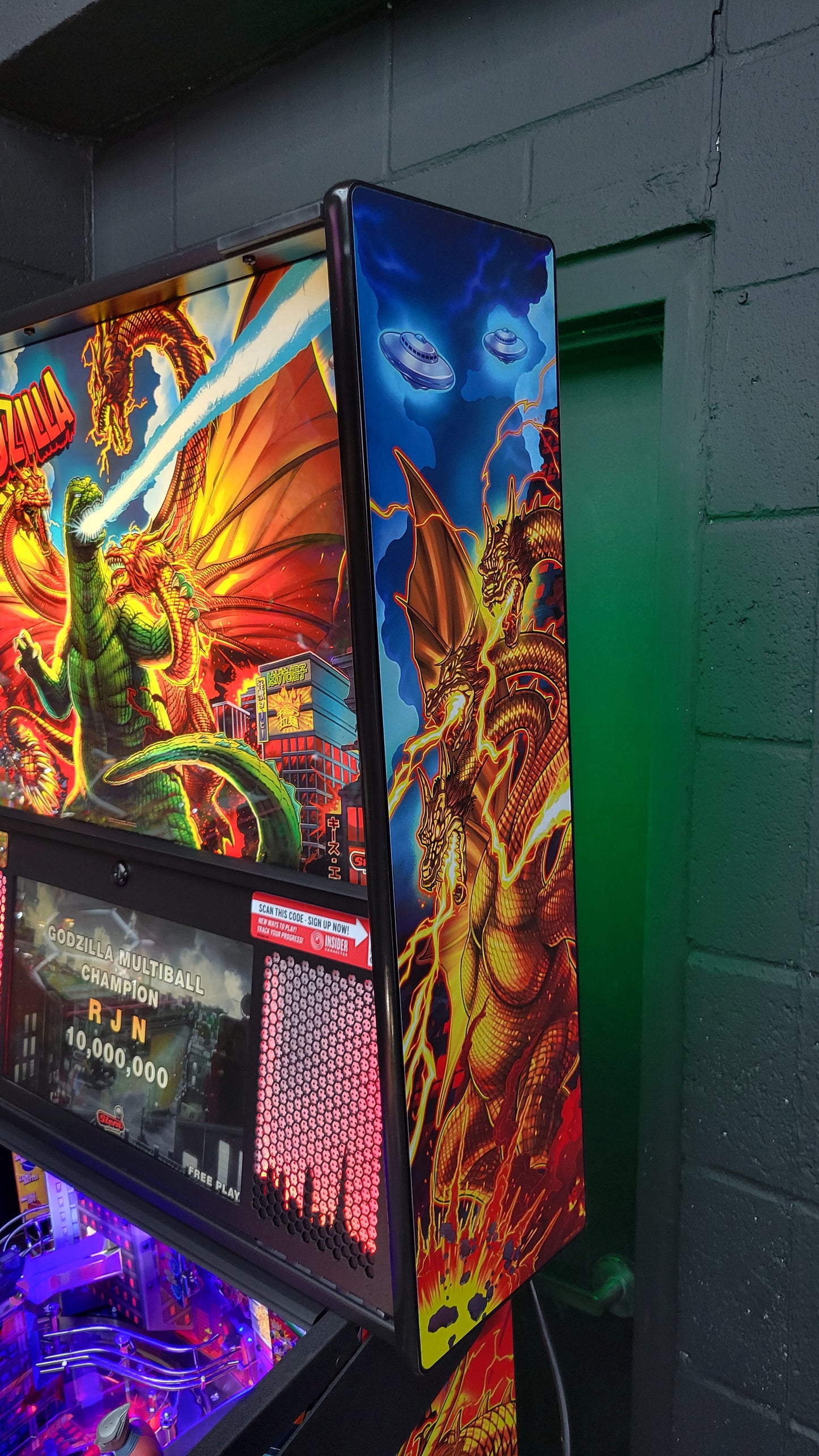 Stern Godzilla Premium Pinball