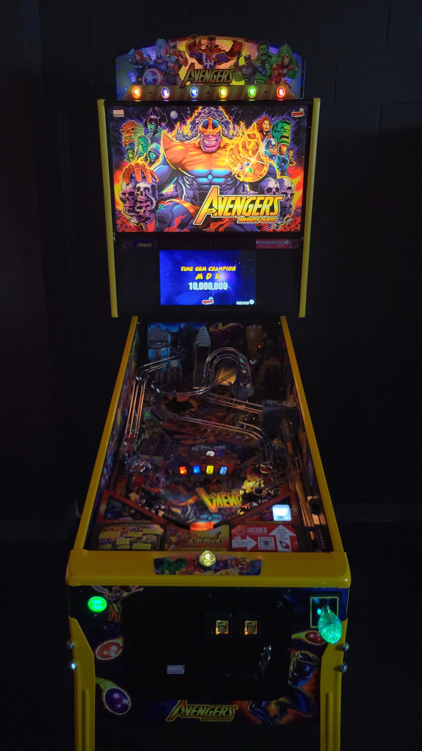 Stern The Avengers Infinity Quest Premium Pinball HUO