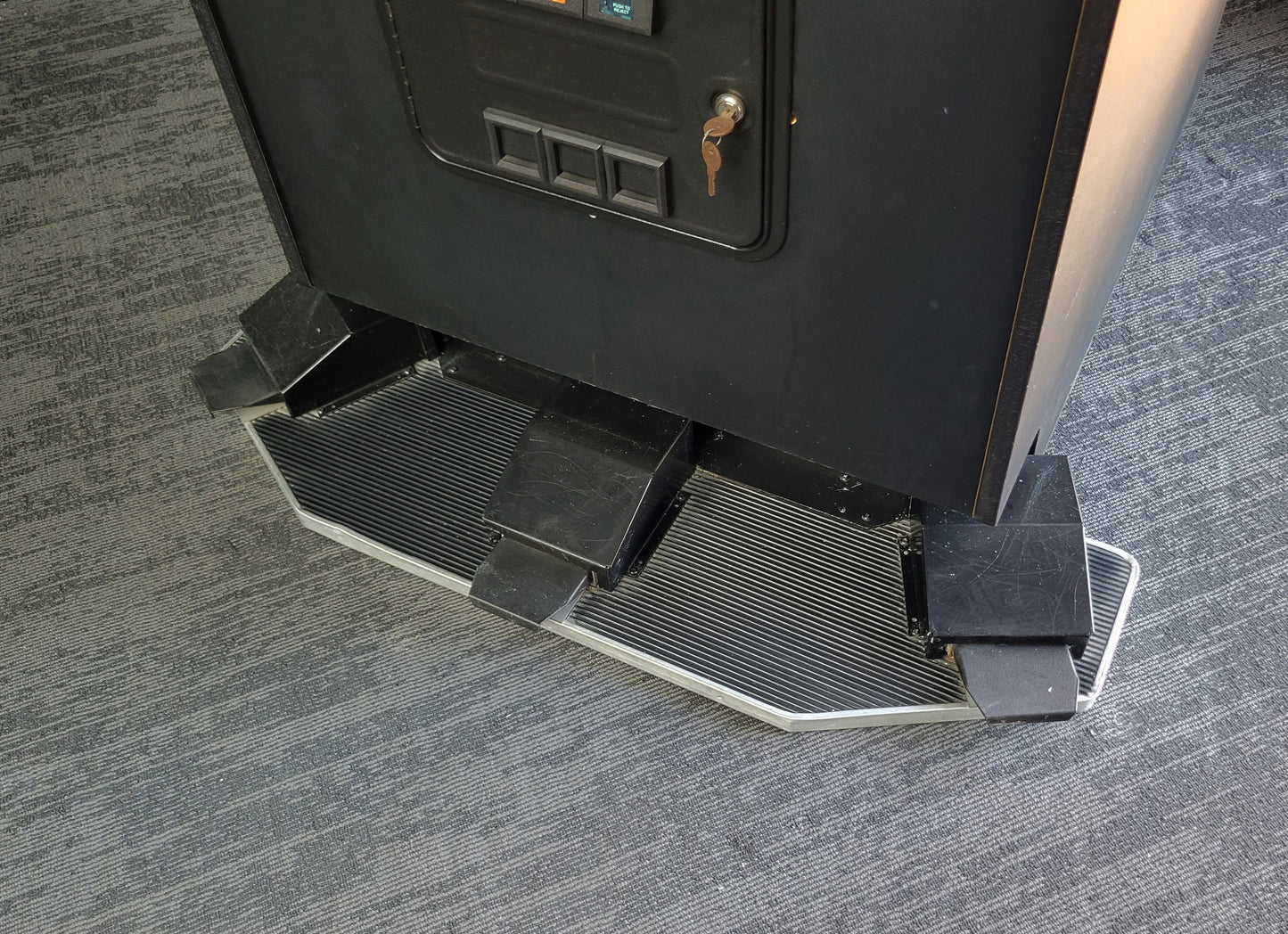 Ivan Stewart's Super Off Road Arcade Machine HUO