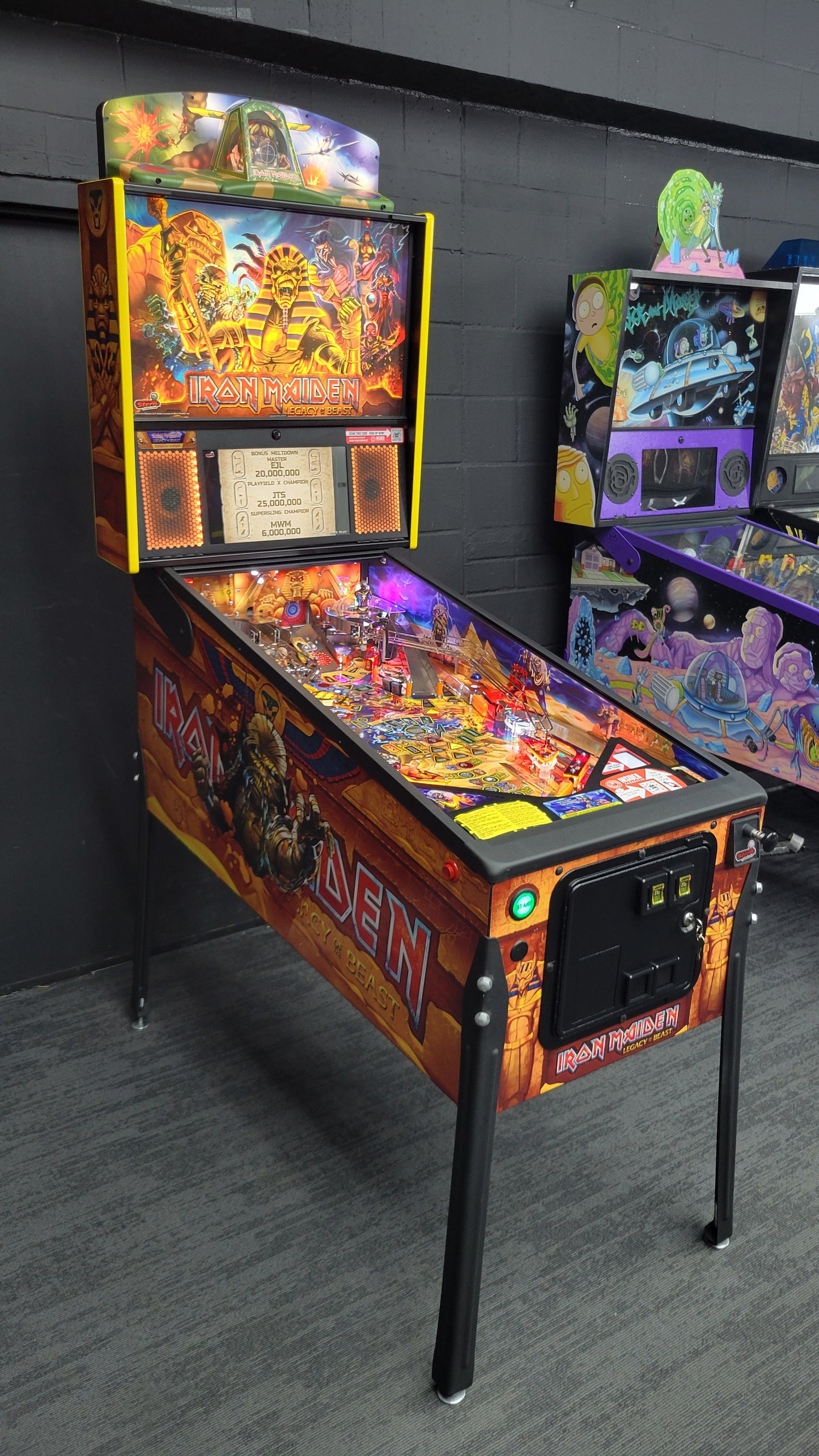 Stern Iron Maiden Premium Pinball HUO