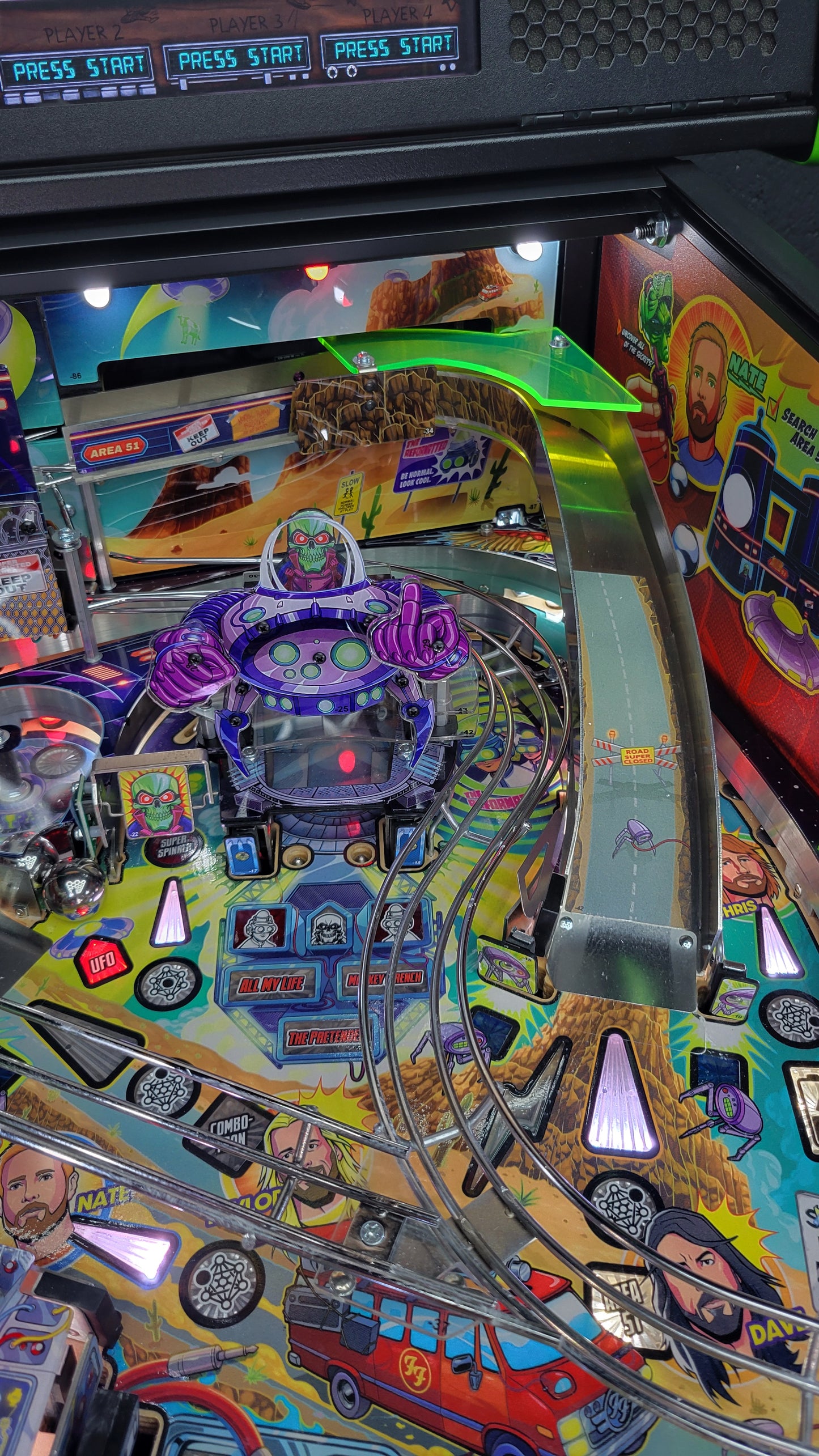 Stern Foo Fighters Pro Pinball
