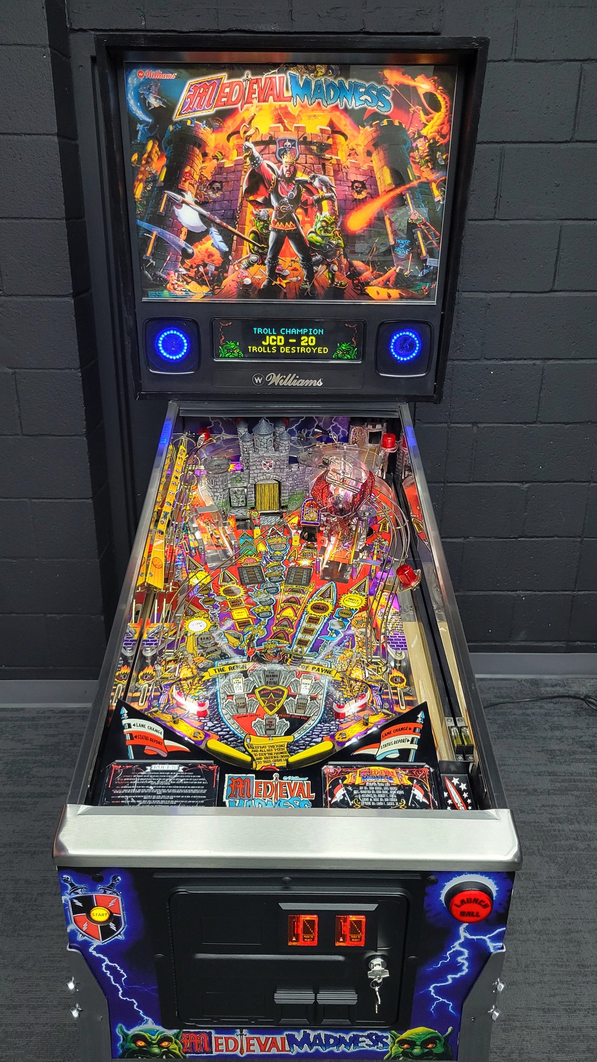 Williams Medieval Madness Pinball Original