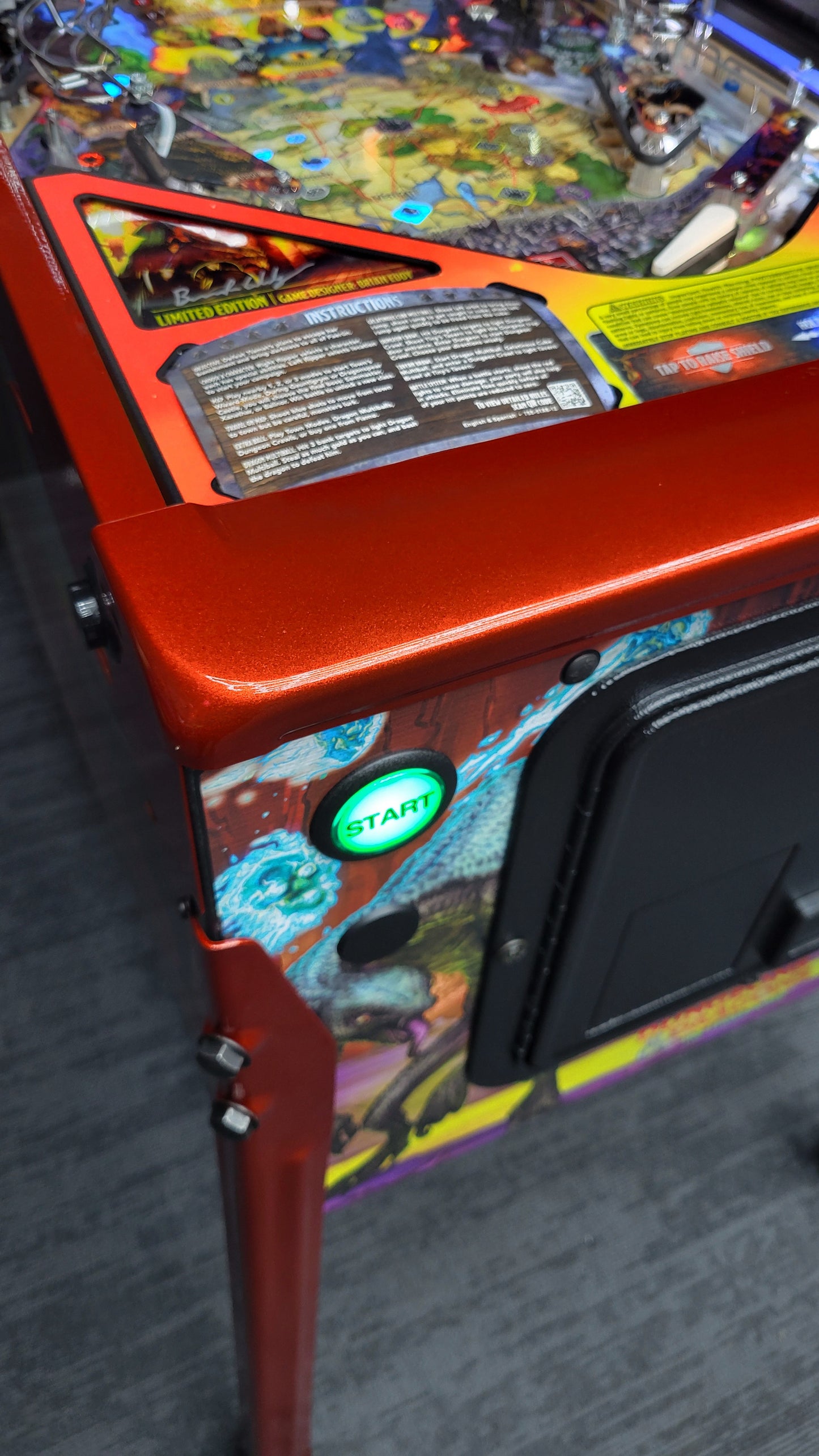 Stern Dungeon & Dragons The Tyrants Eve LE Pinball HUO