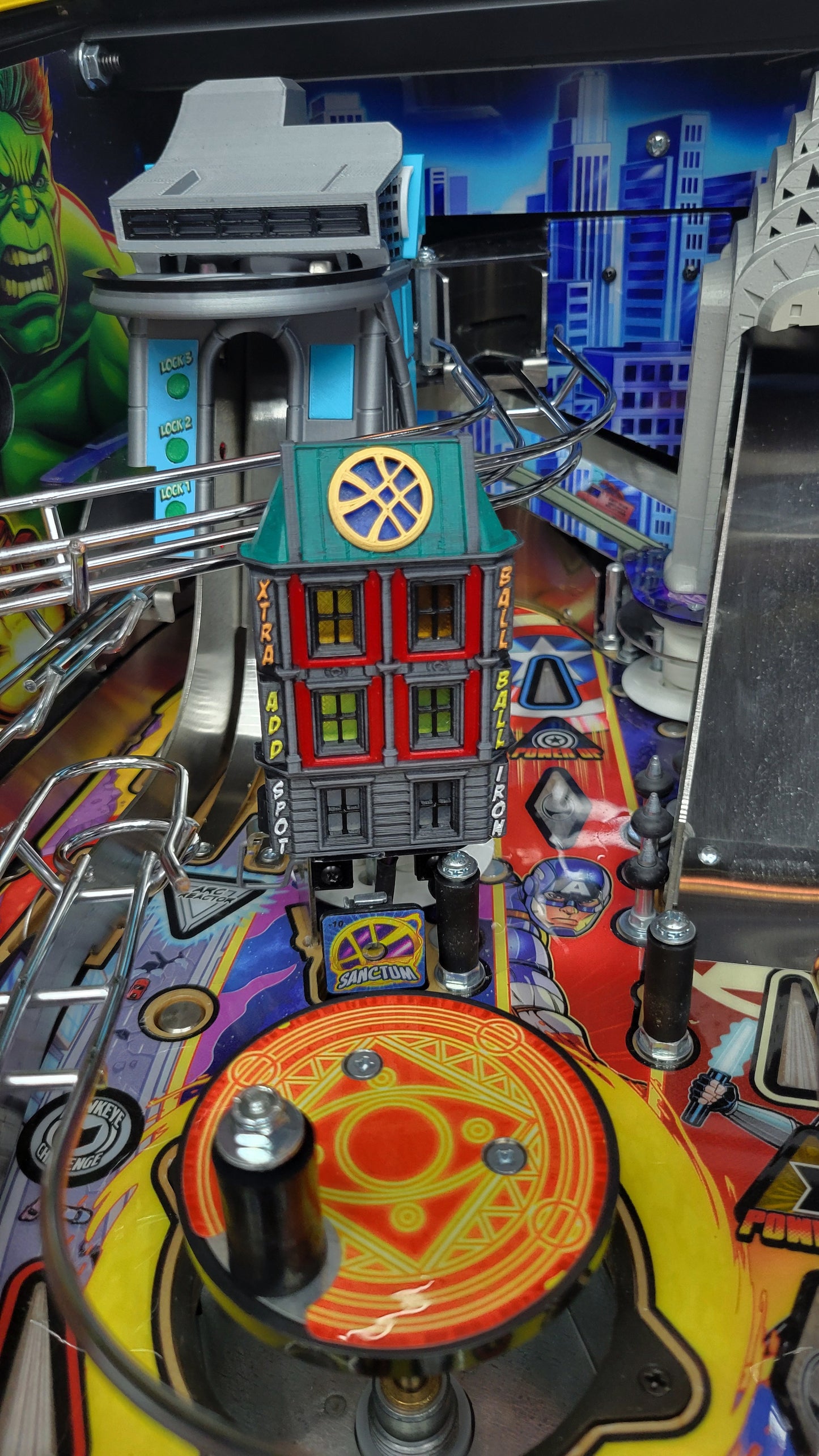 Stern The Avengers Infinity Quest Premium Pinball HUO