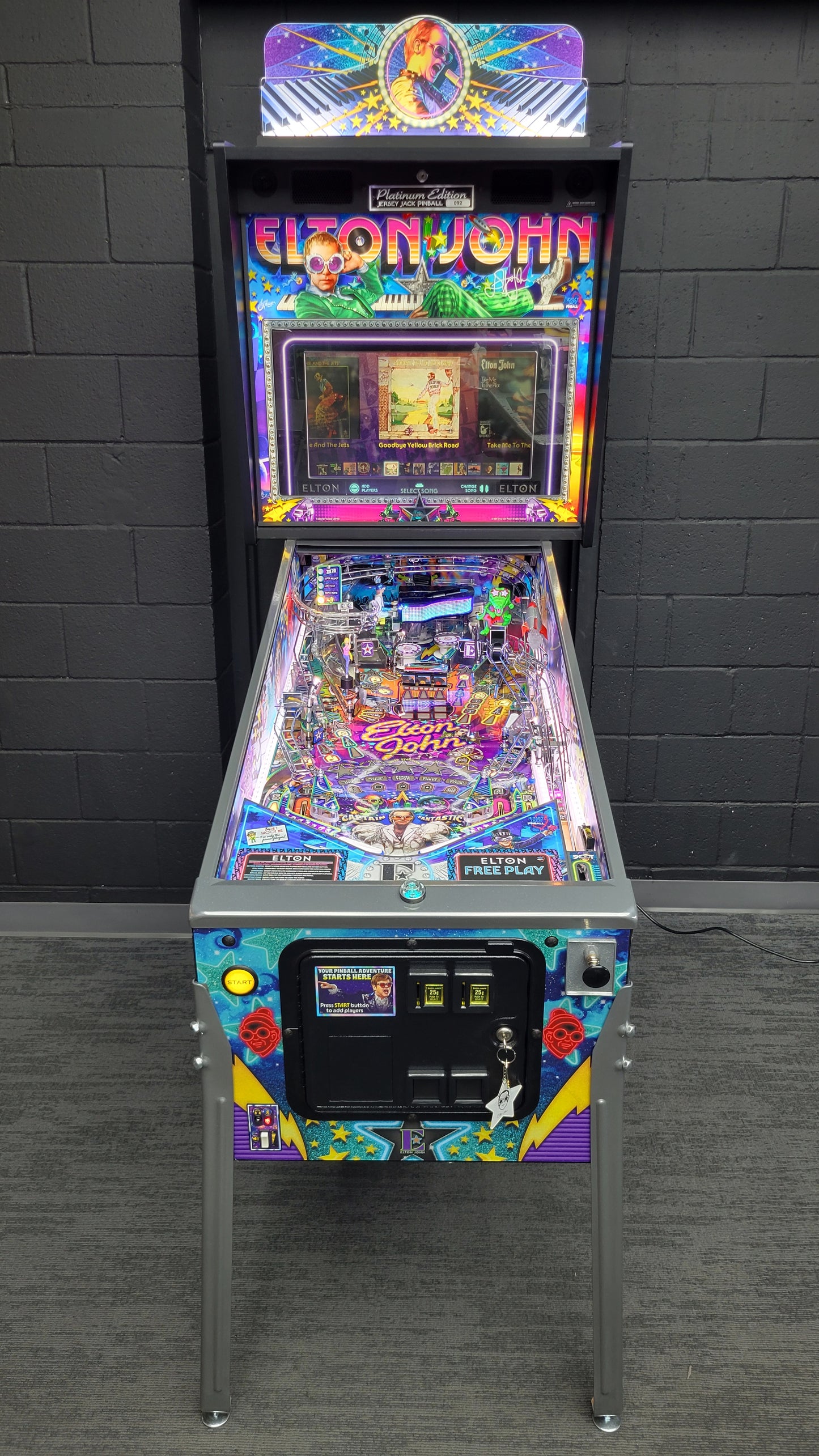 JJP Elton John Platinum Pinball HU0