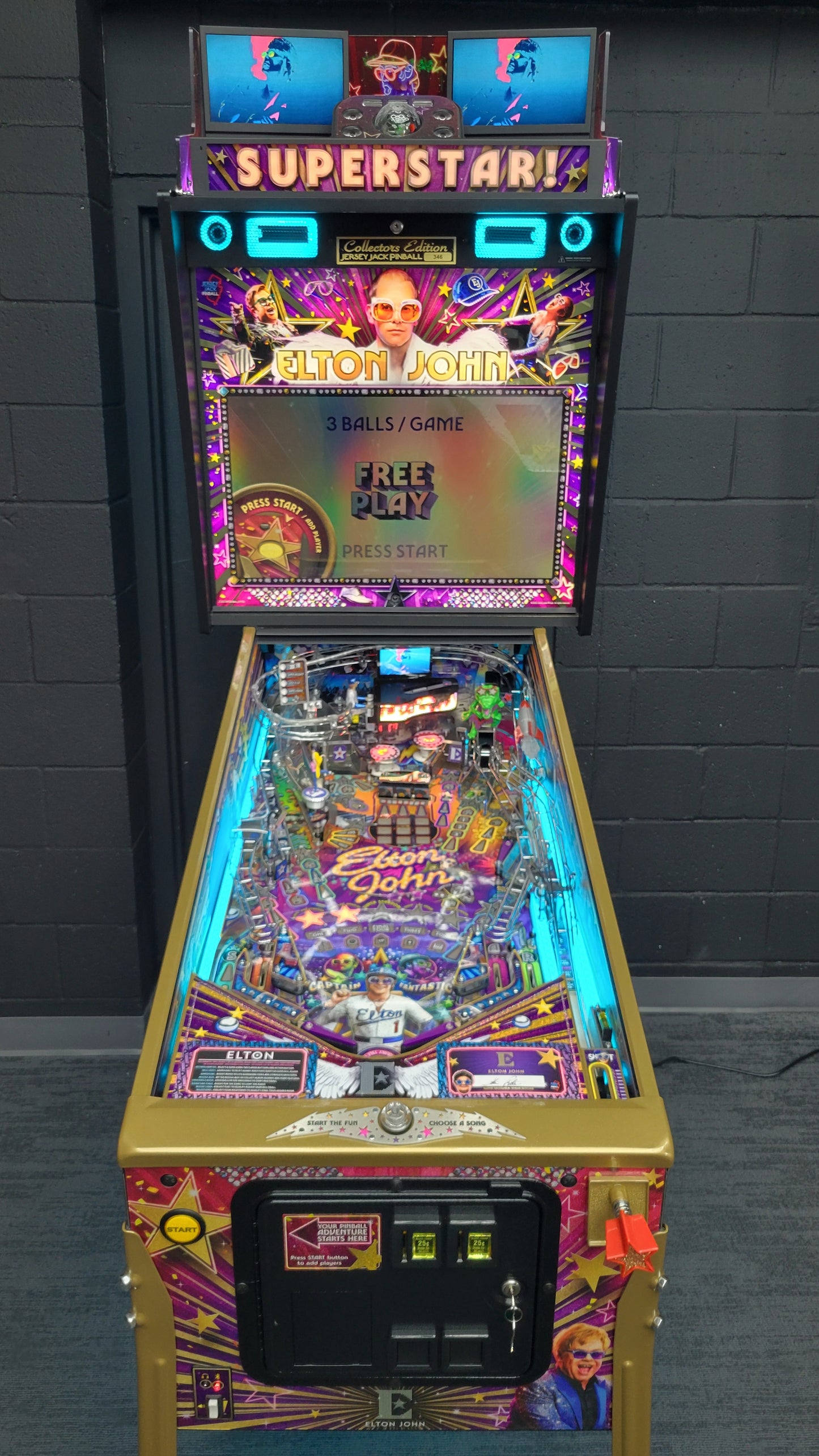 JJP Elton John CE Collectors Edition Pinball HU0