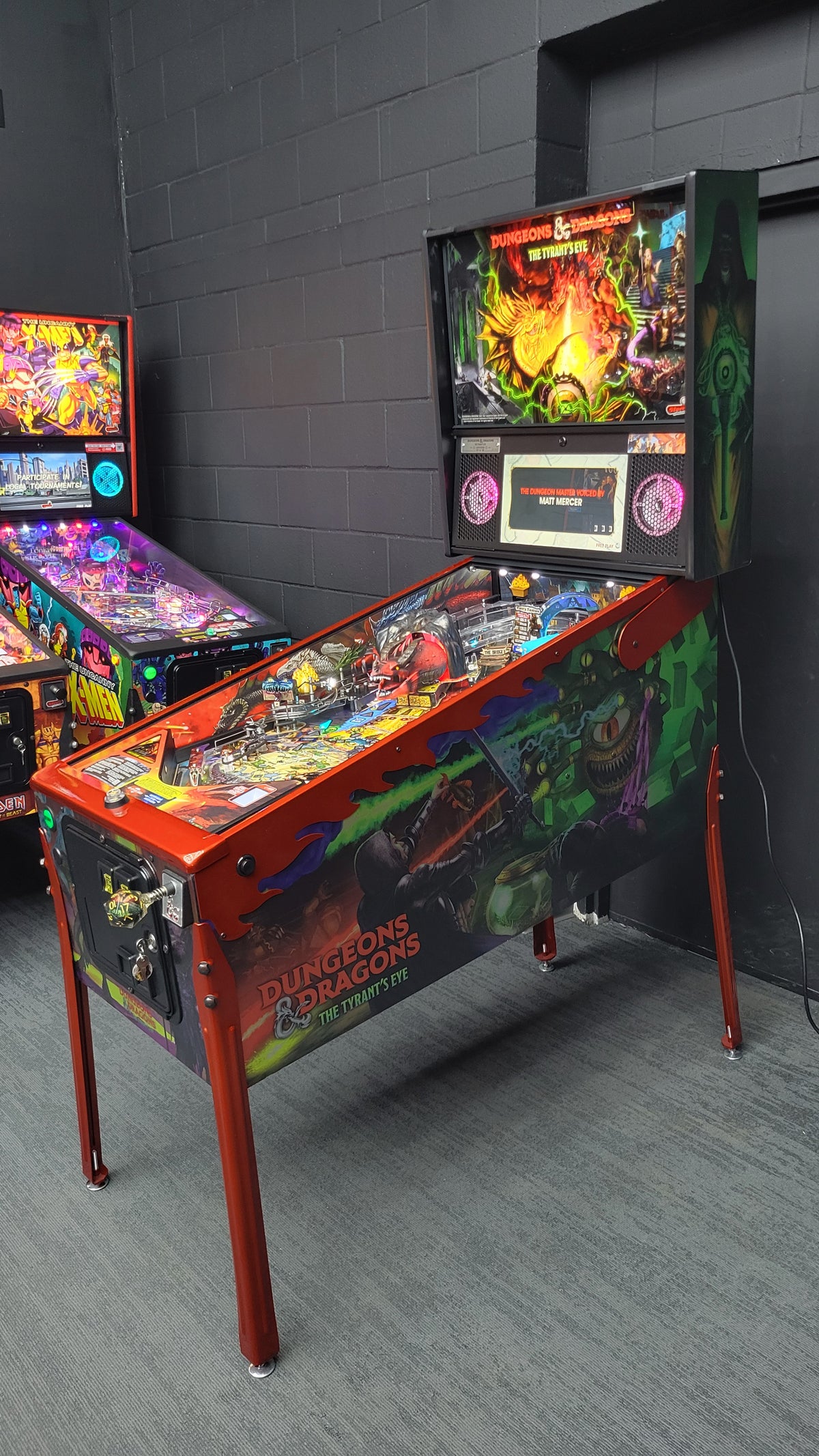 Stern Dungeon & Dragons The Tyrants Eve LE Pinball HUO