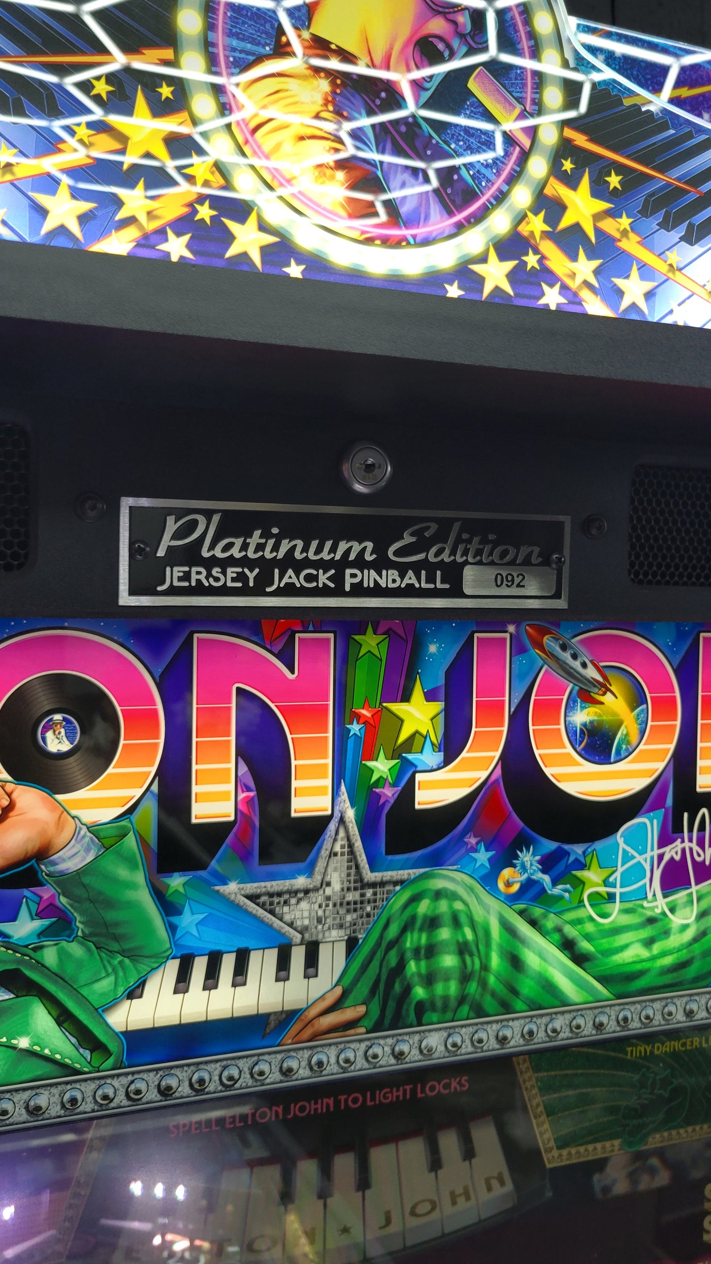 JJP Elton John Platinum Pinball HU0
