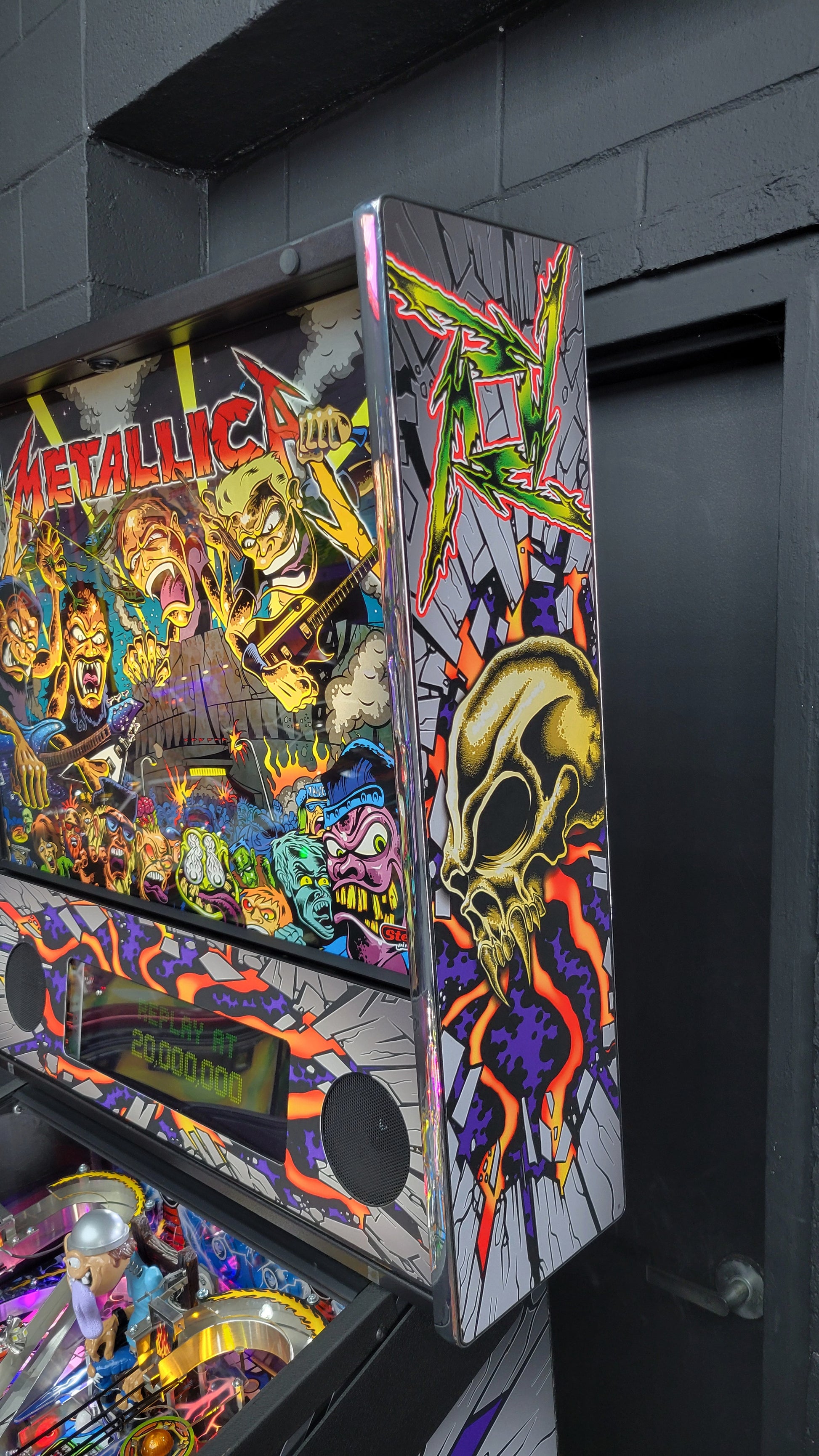 Stern Metallica Premium Vault Pinball