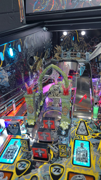 Stern Metallica Remastered LE Pinball HUO