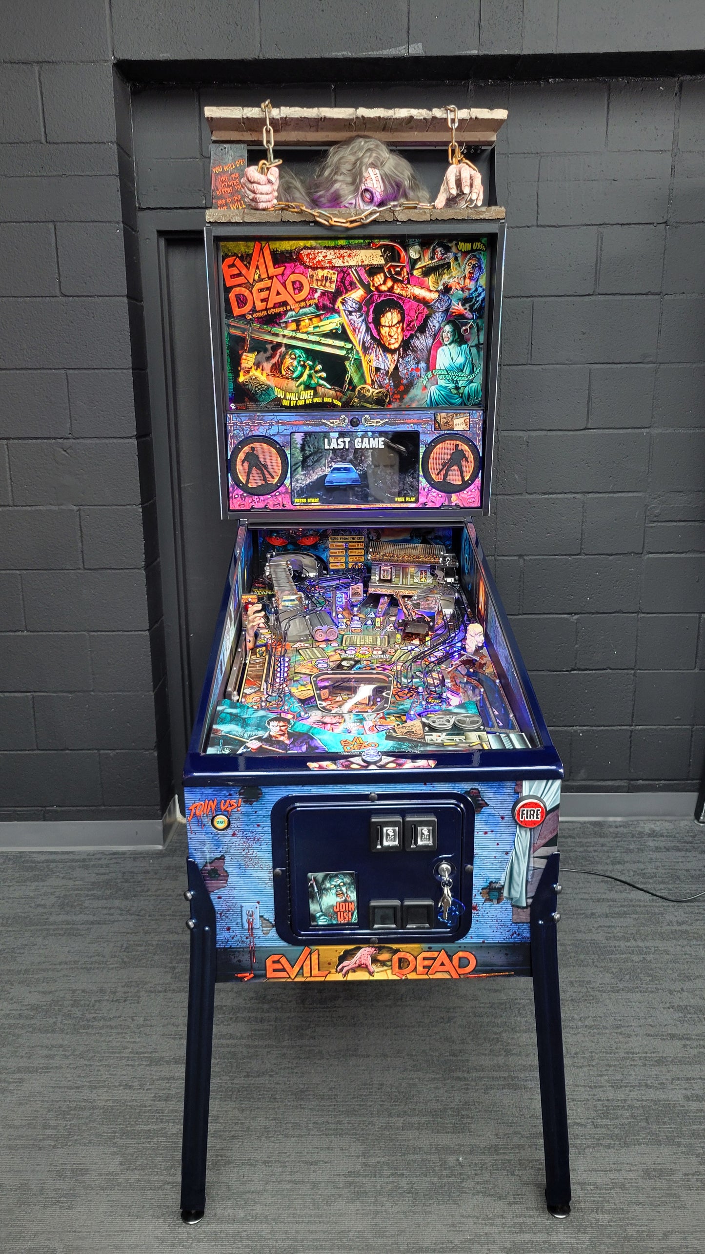 Spooky Evil Dead Pinball with Topper and Butter Cabinet
