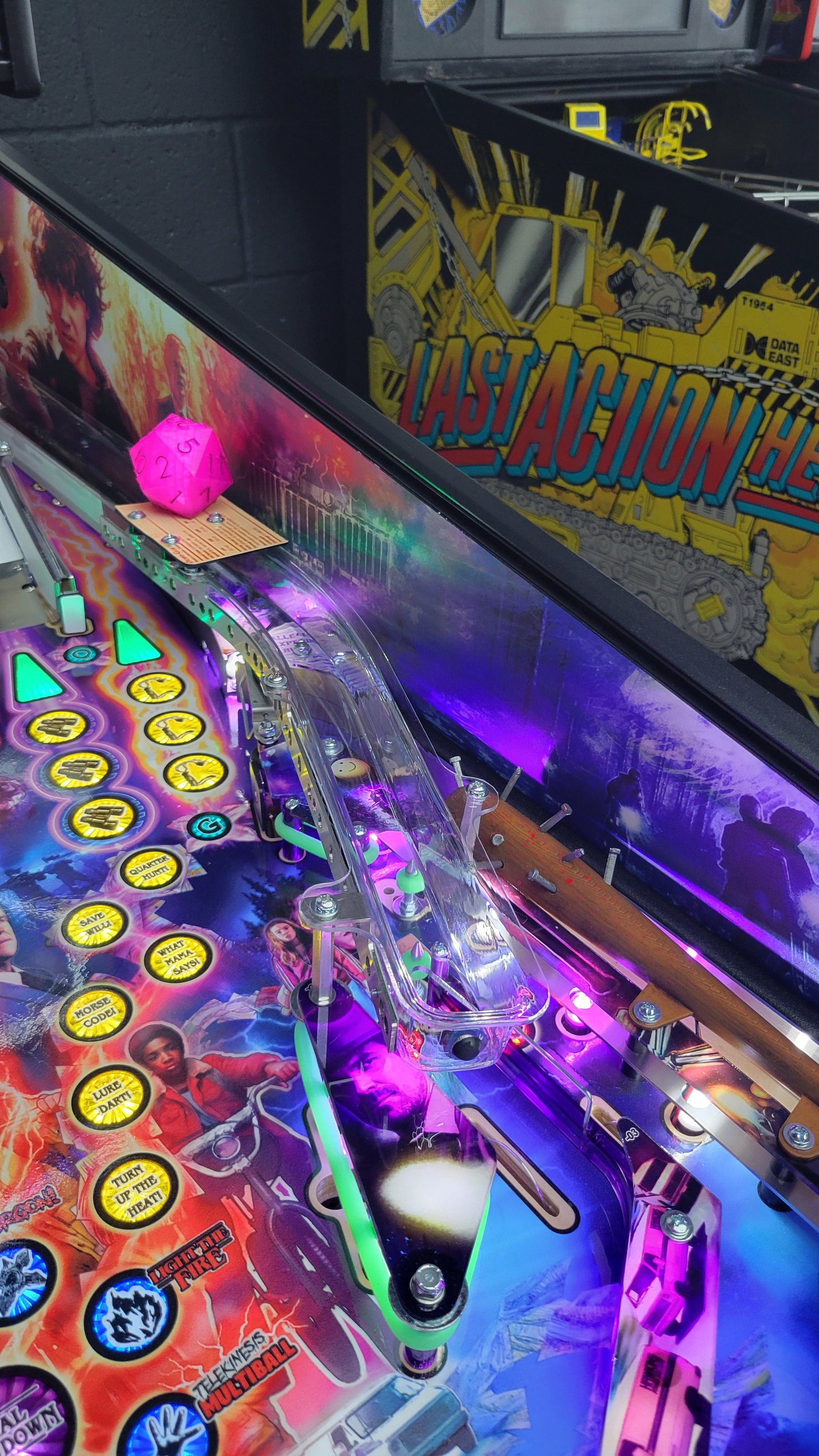 Stern Stranger Things Premium Loaded