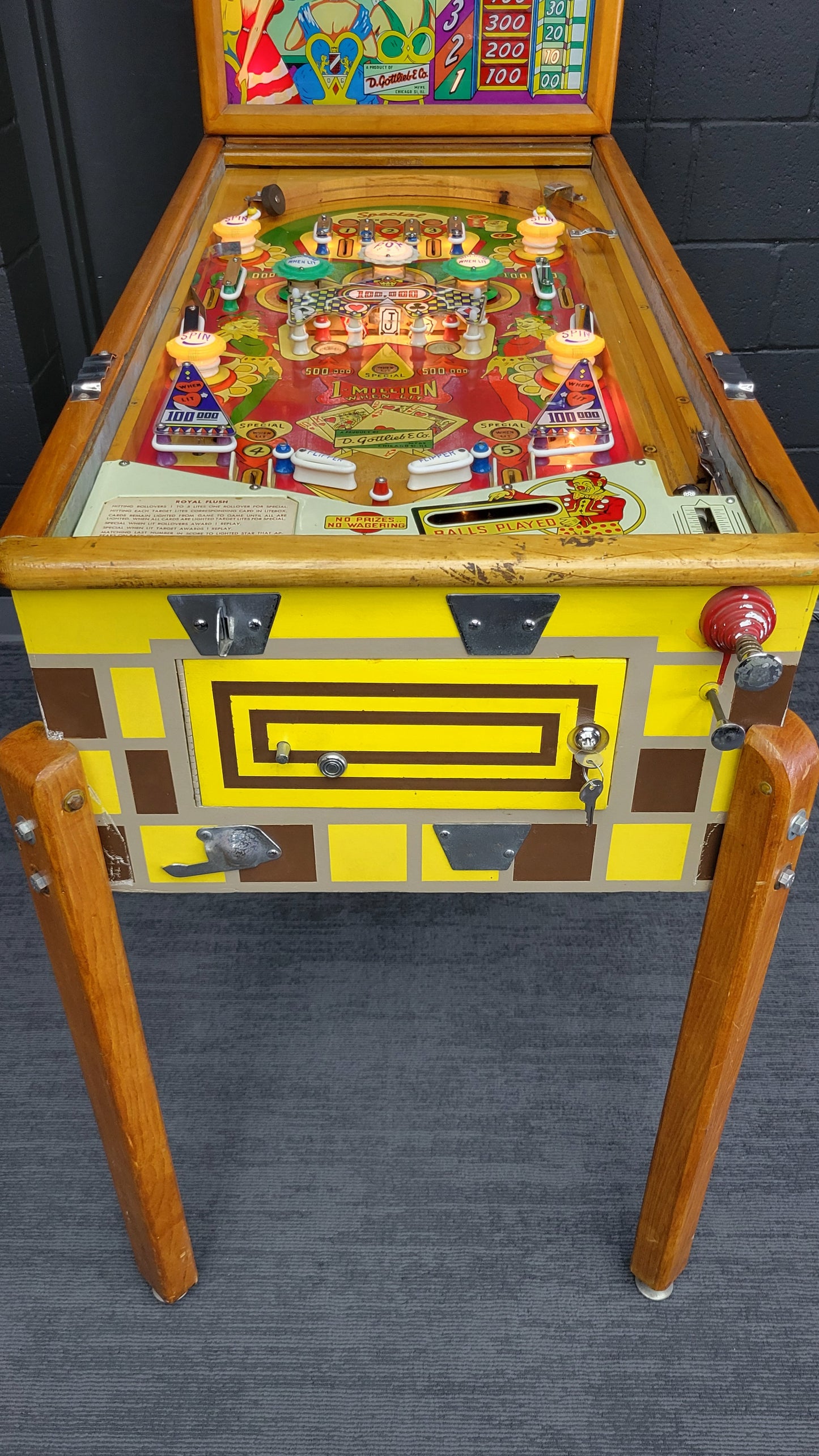 Gottlieb 1957 Royal Flush Vintage Pinball