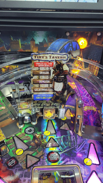 Stern Dungeon & Dragons The Tyrants Eve LE Pinball HUO