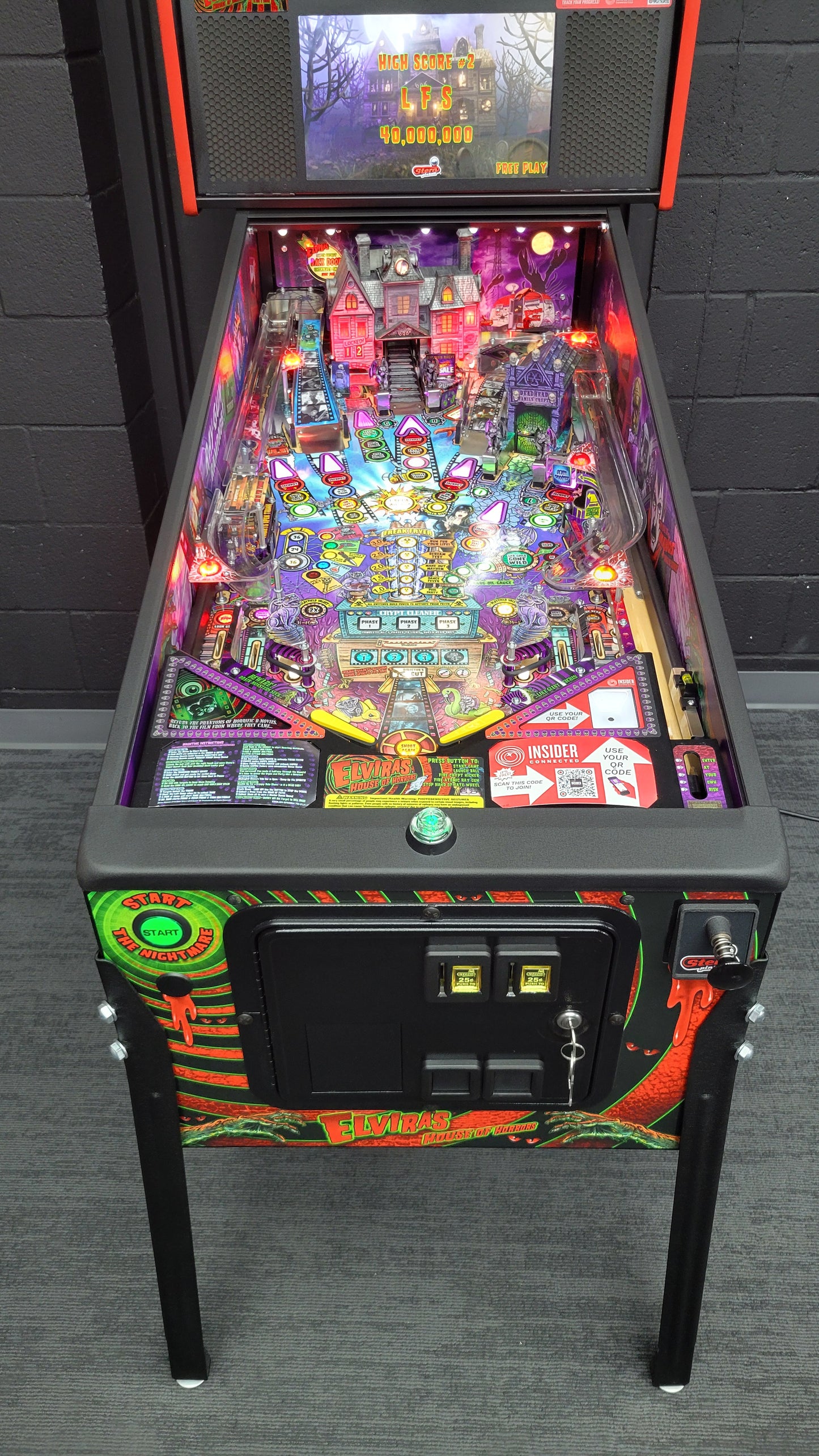 Stern Elvira’s House Of Horrors Premium Pinball HUO