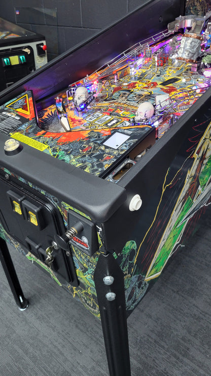 Stern Metallica Remastered Premium Pinball