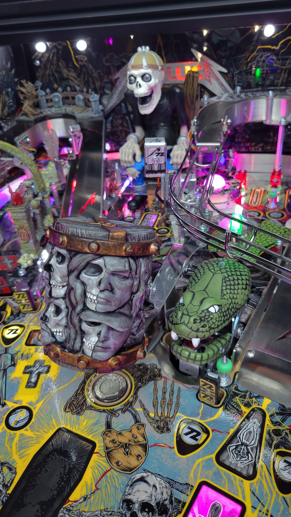 Stern Metallica Remastered LE Pinball HUO