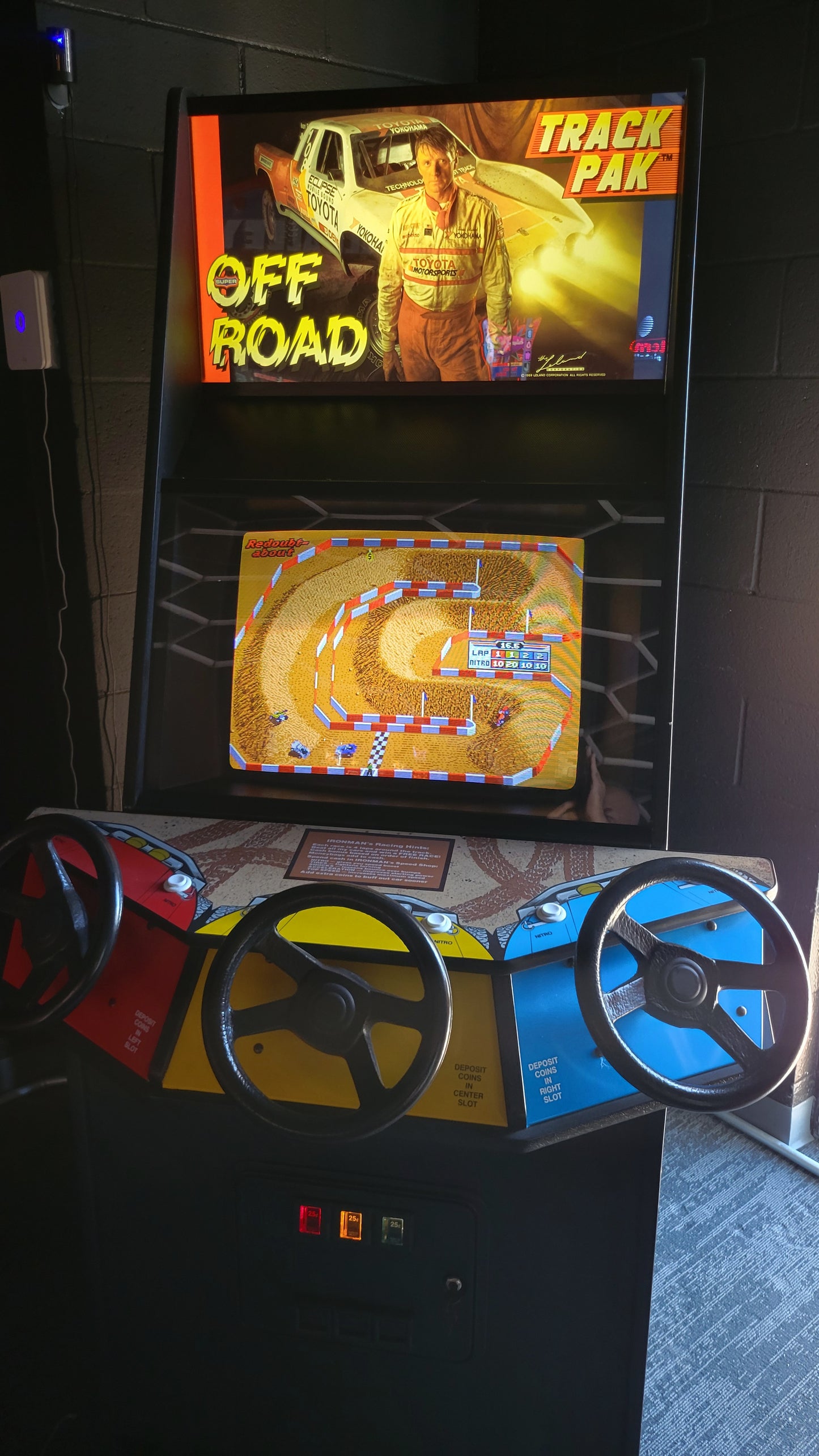 Ivan Stewart's Super Off Road Arcade Machine HUO
