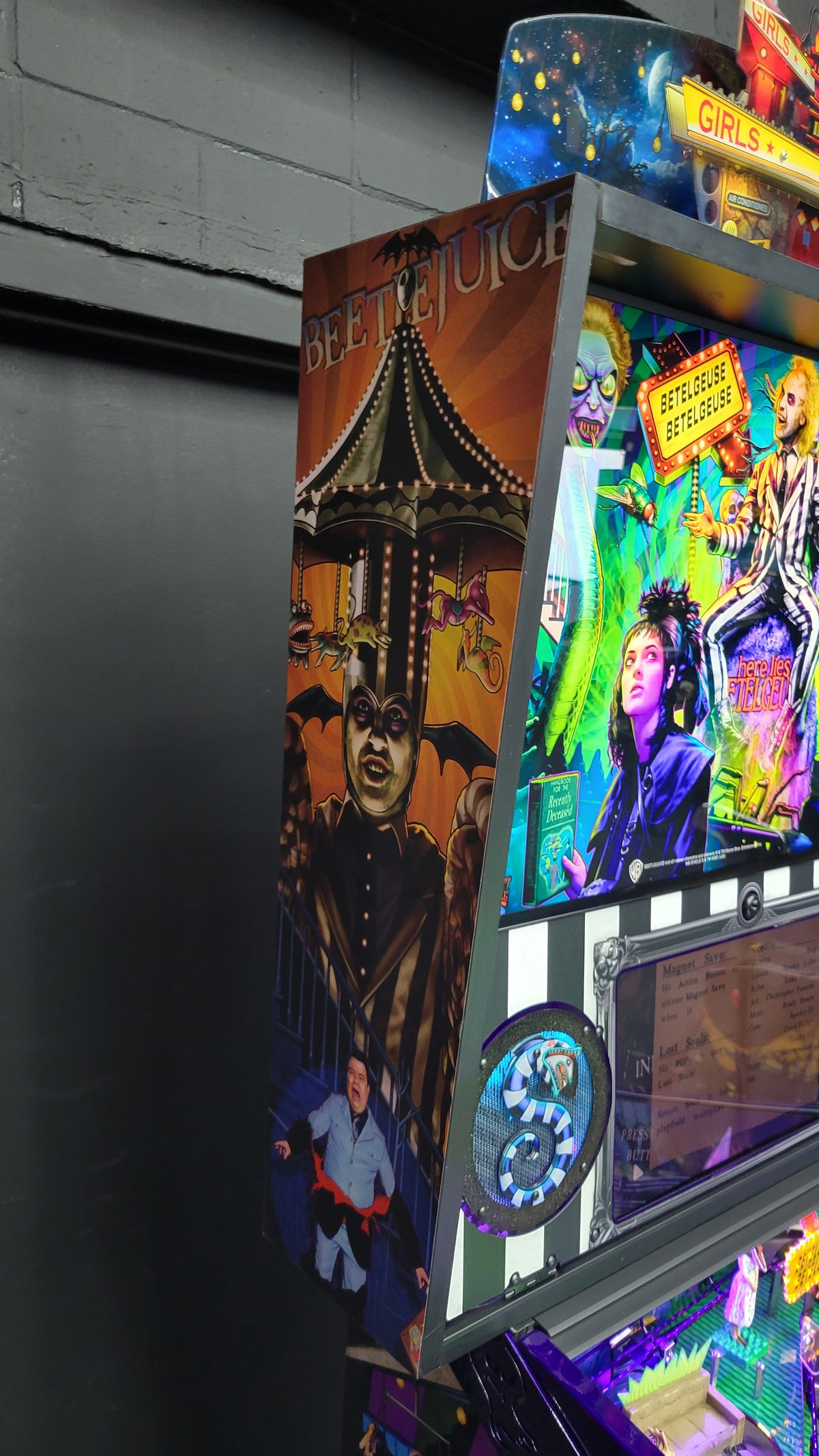 Spooky Beetlejuice Pinball HUO with Snake Topper Included