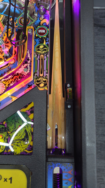 Stern Metallica Premium Vault Pinball