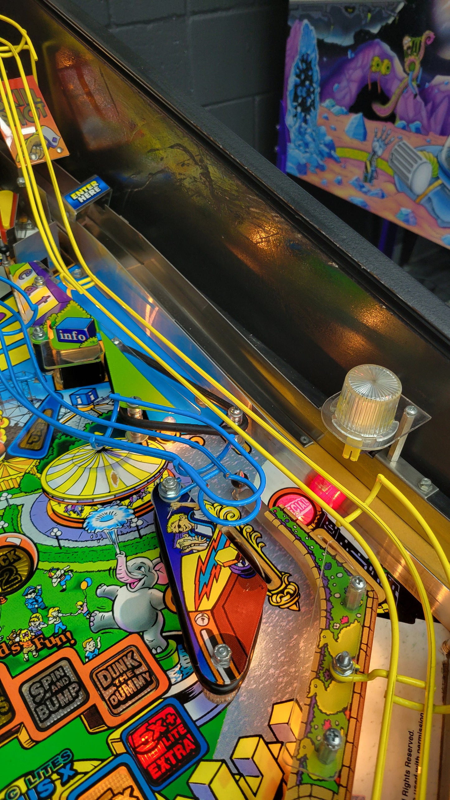 Stern RollerCoaster Tycoon Pinball
