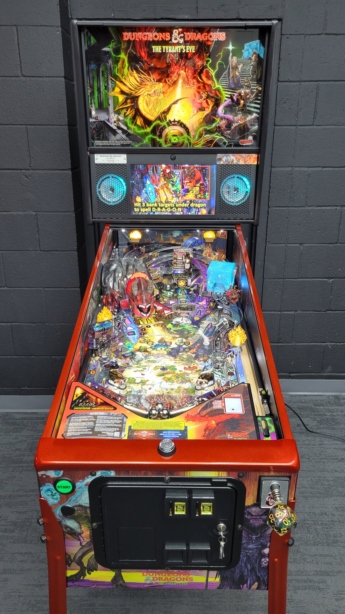 Stern Dungeon & Dragons The Tyrants Eve LE Pinball HUO