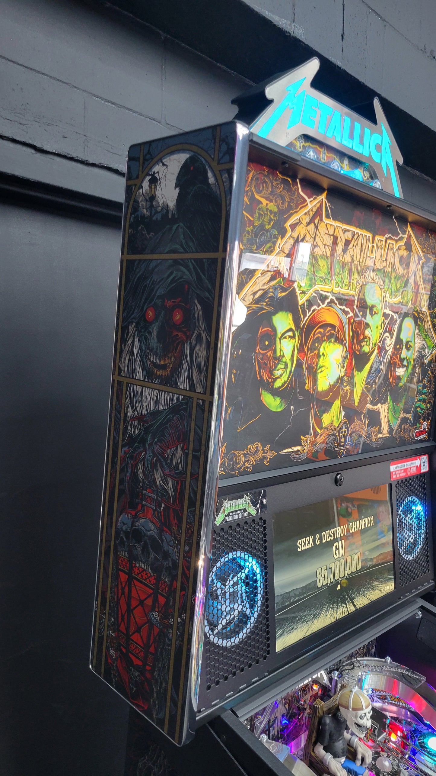 Stern Metallica Remastered Premium Pinball
