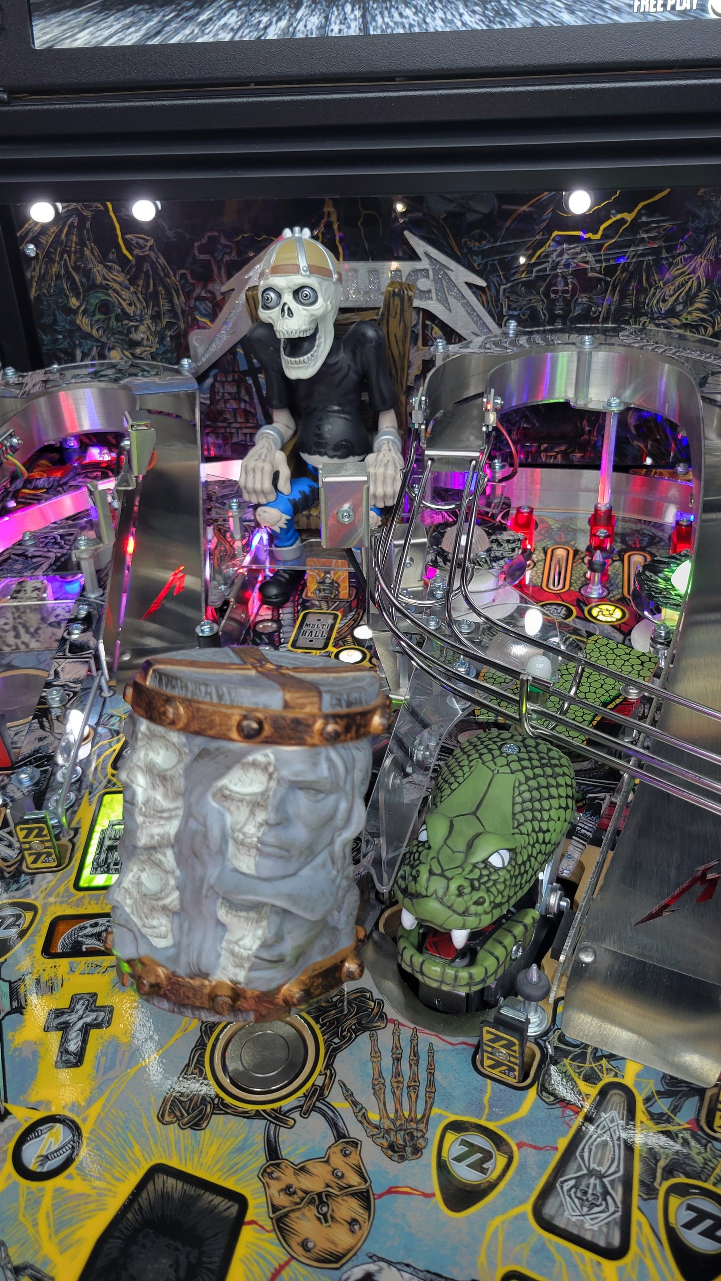 Stern Metallica Remastered Premium HUO Pinball Loaded!
