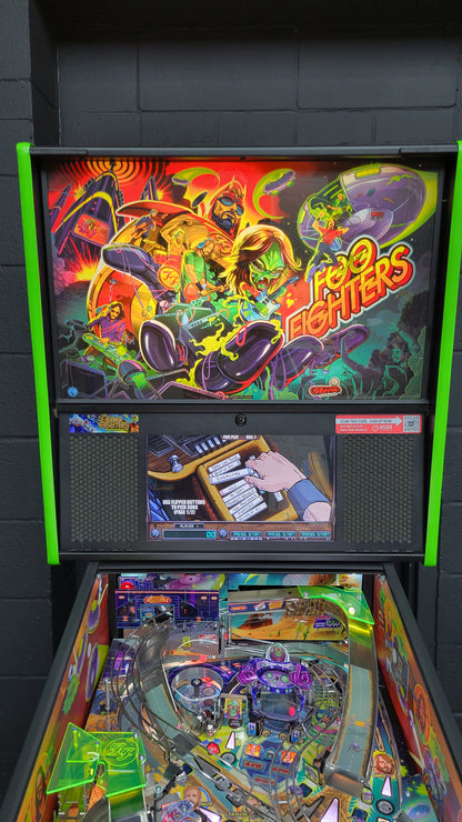 Stern Foo Fighters Pro Pinball
