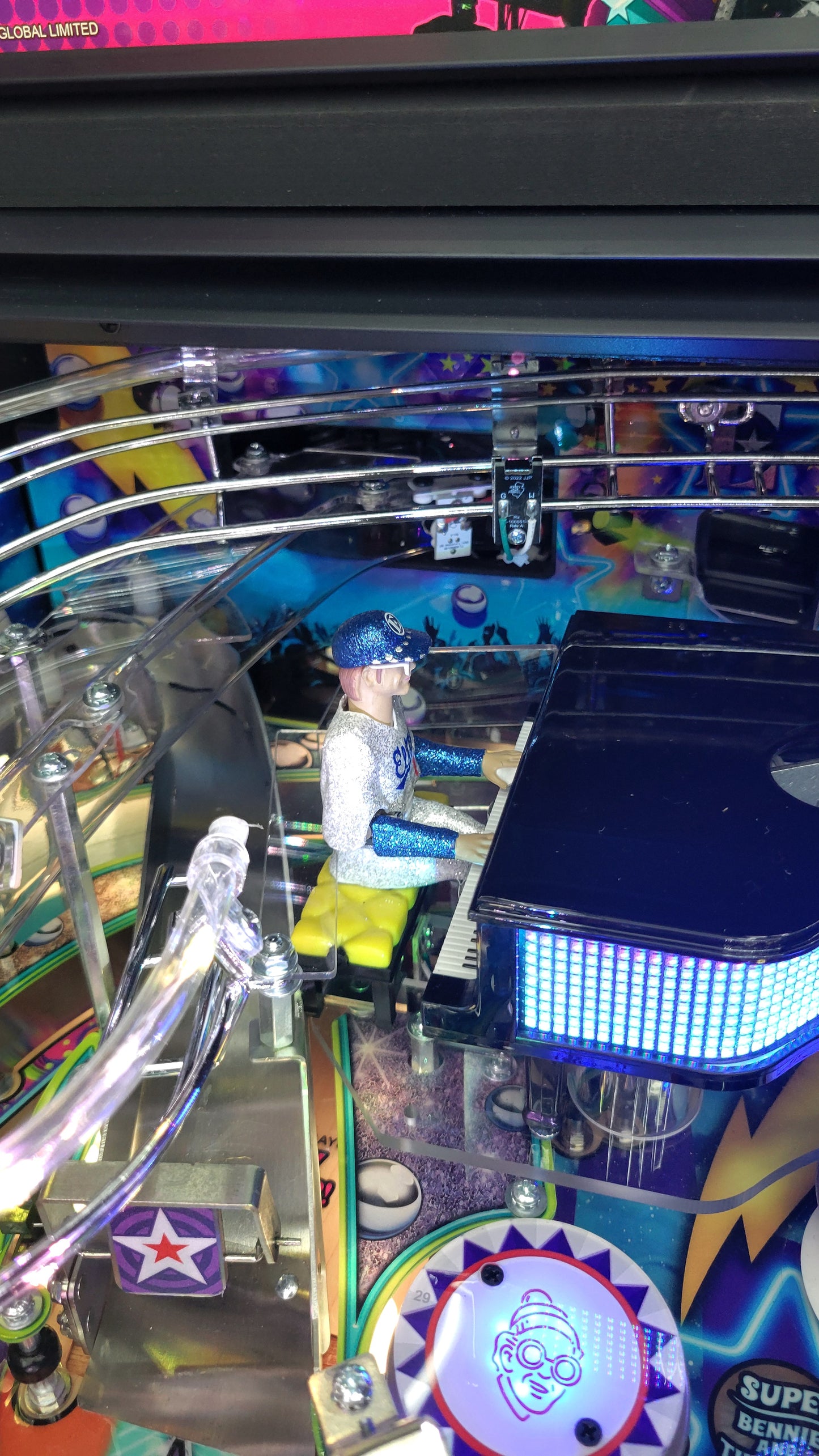 JJP Elton John Platinum Pinball HU0