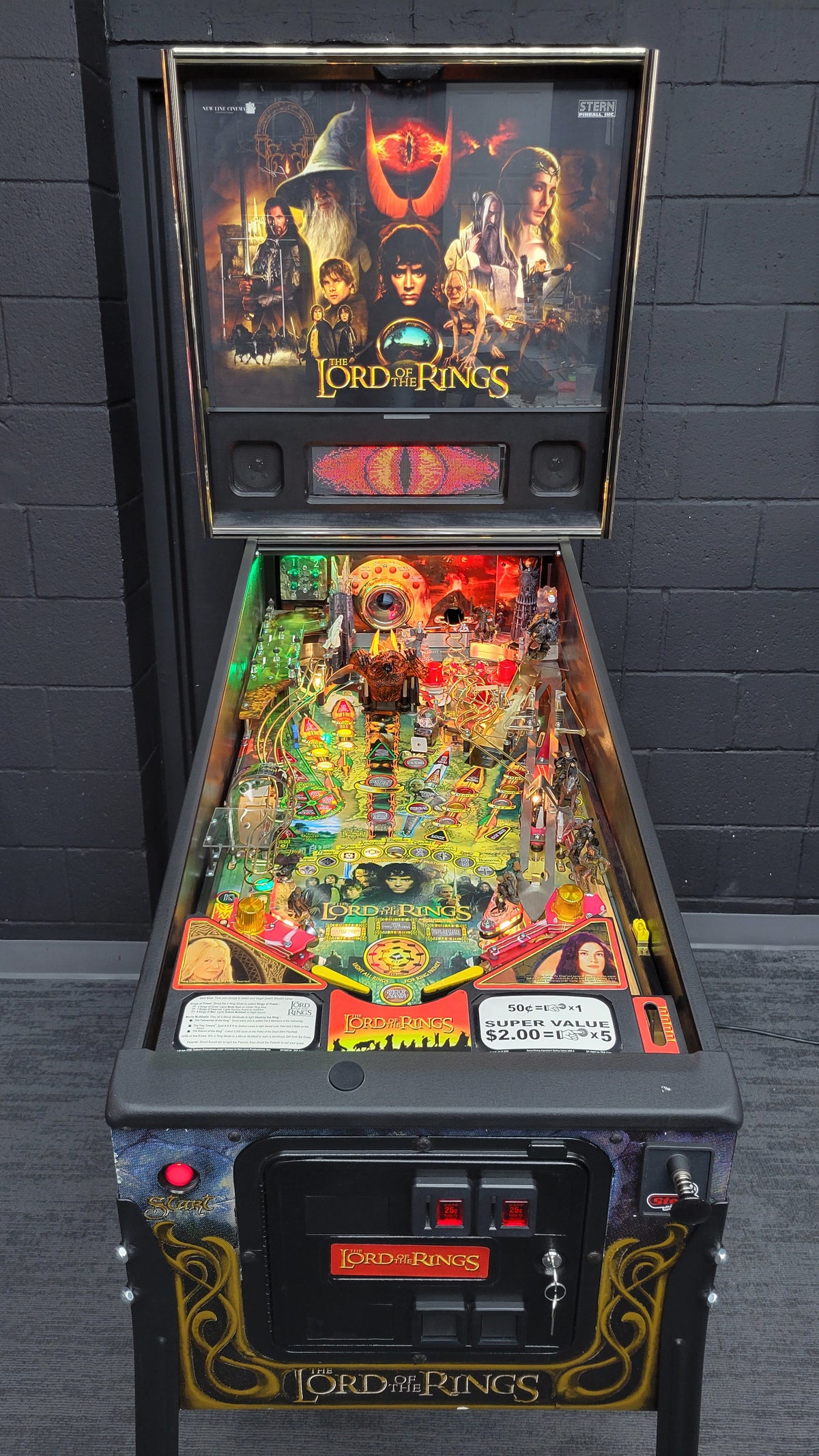 Stern Lord Of The Rings Pinball HUO