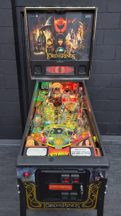 Stern Lord Of The Rings Pinball HUO