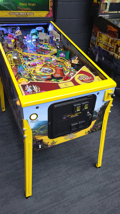 Wizard Of Oz Yellow Brick Road Edition HUO by Jersey Jack Pinball