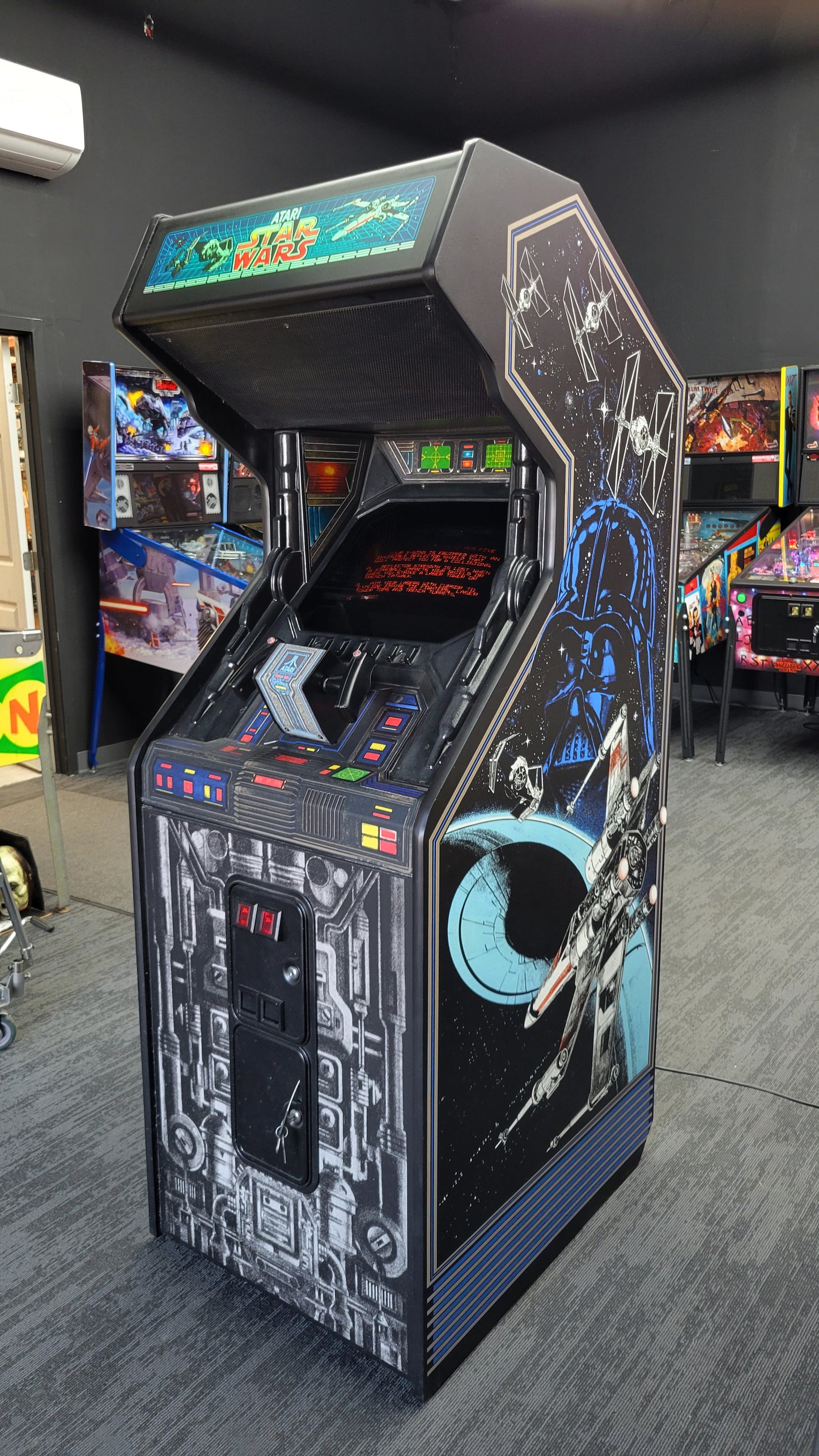 Atari Star Wars Arcade Machine