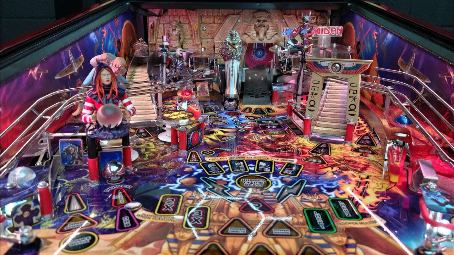 Stern Iron Maiden LE Pinball HUO