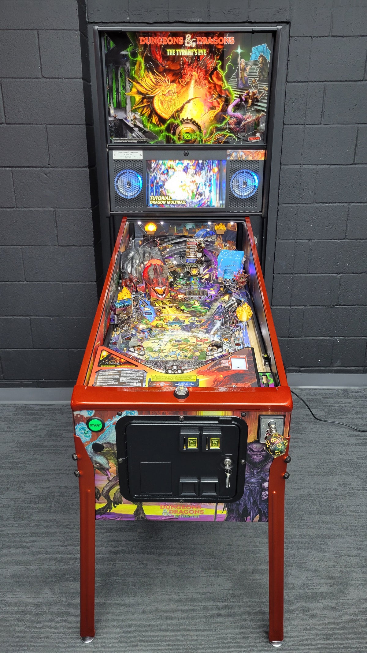 Stern Dungeon & Dragons The Tyrants Eve LE Pinball HUO