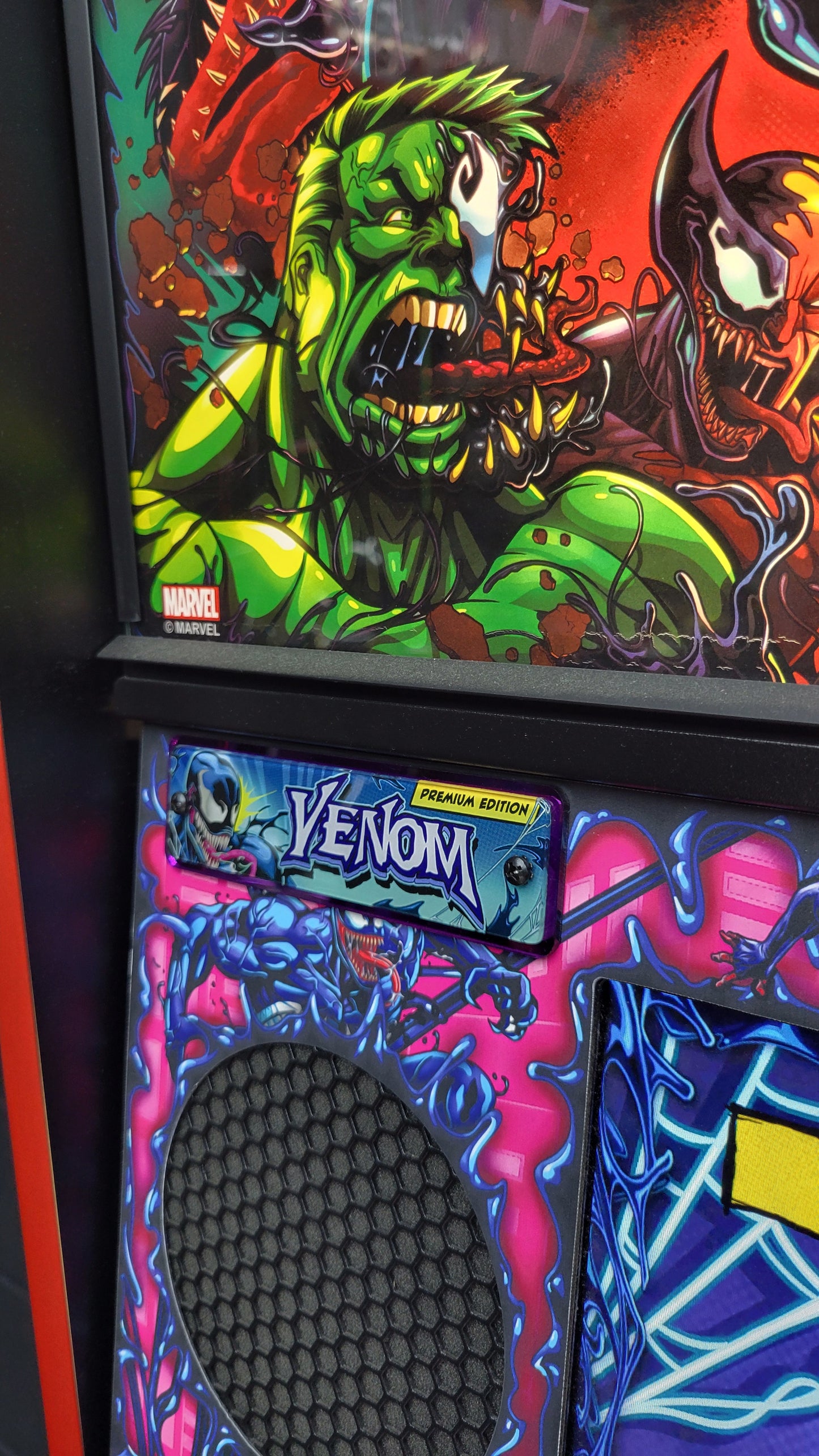 Venom Premium Pinball Machine