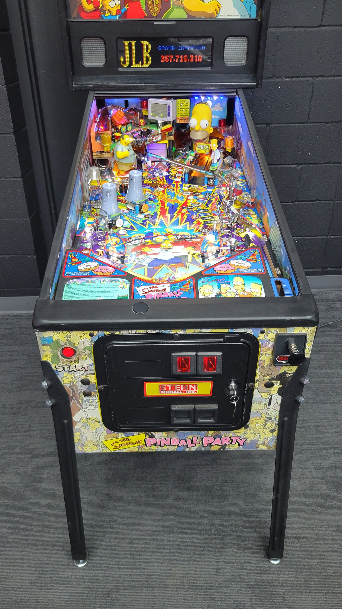 Stern The Simpsons Pinball Party