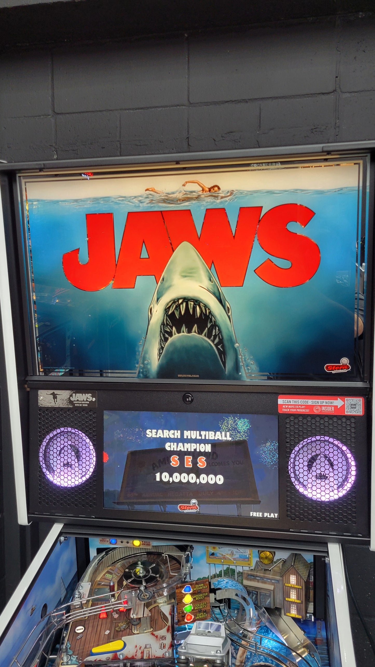 Stern Jaws LE Pinball HUO