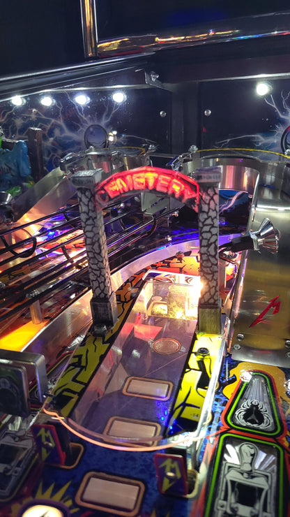 Stern Metallica LE Pinball