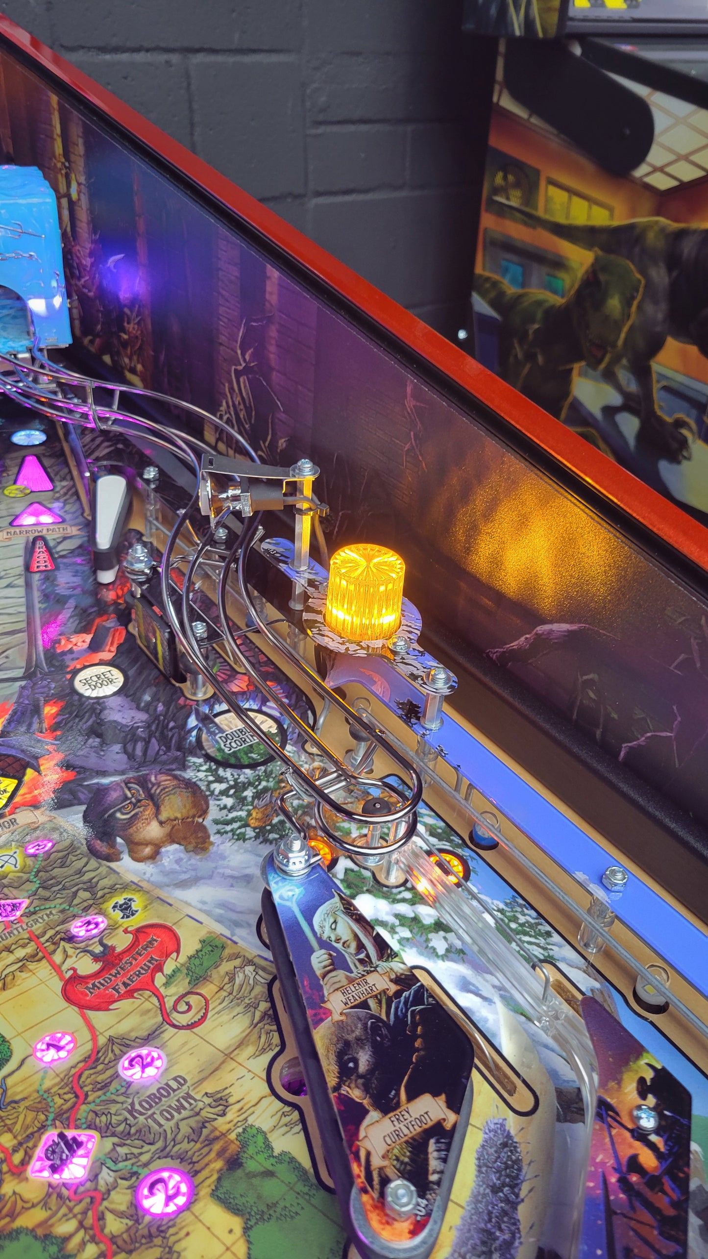Stern Dungeon & Dragons The Tyrants Eve LE Pinball HUO