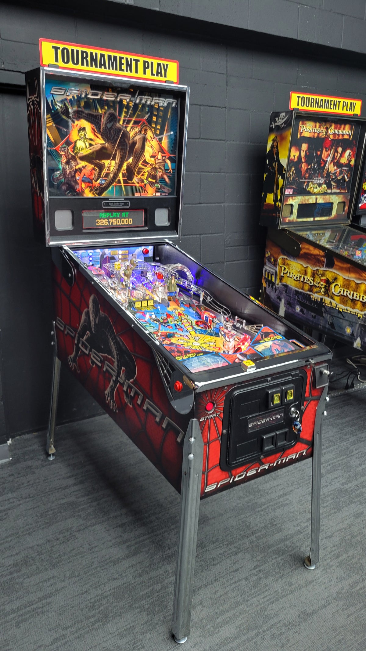 Stern Black Spider Man Edition Pinball HUO
