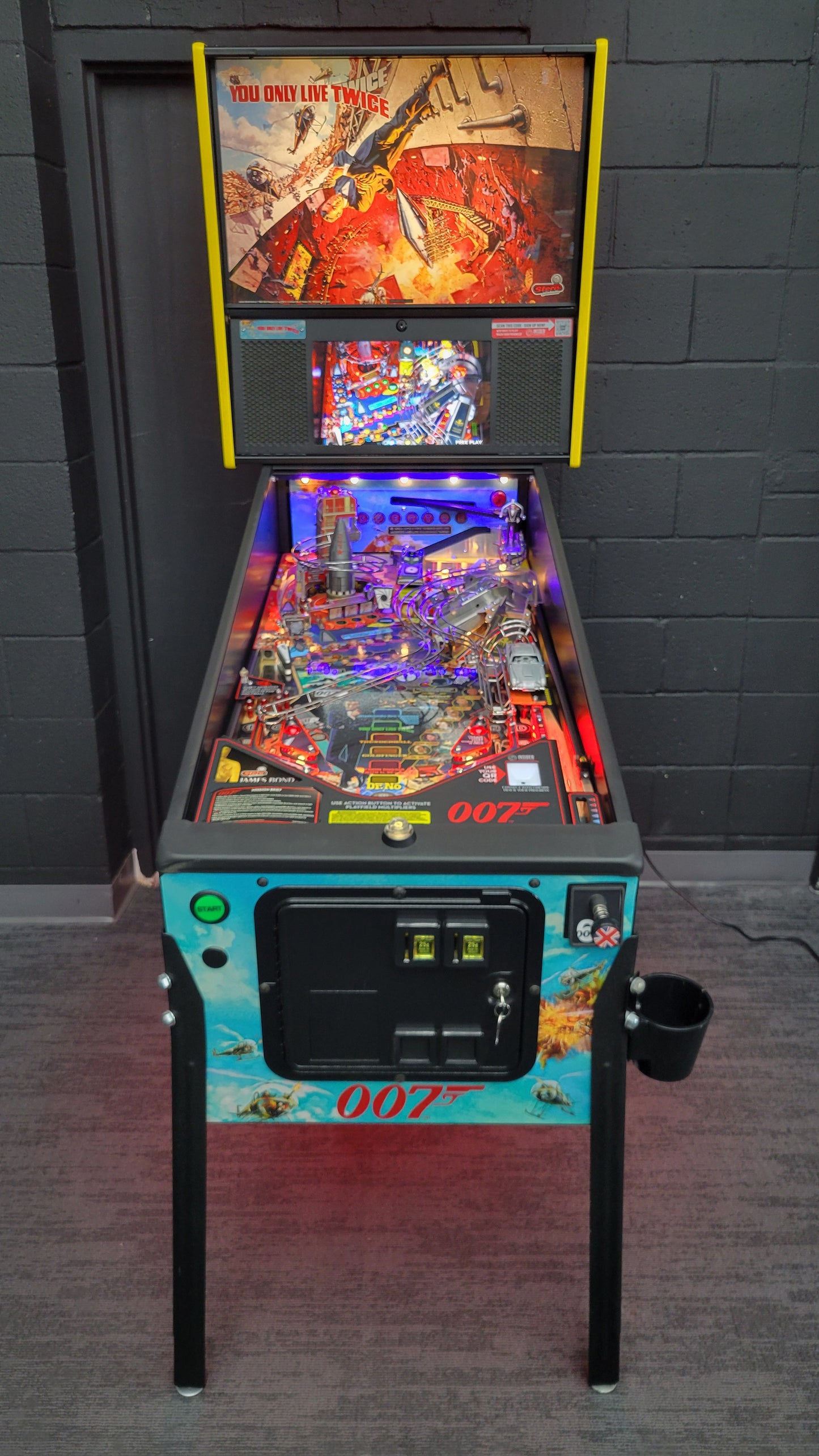 James Bond 007 Premium Pinball