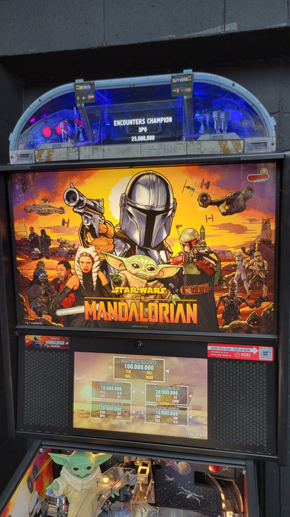 Stern Mandalorian Pro Pinball with Topper