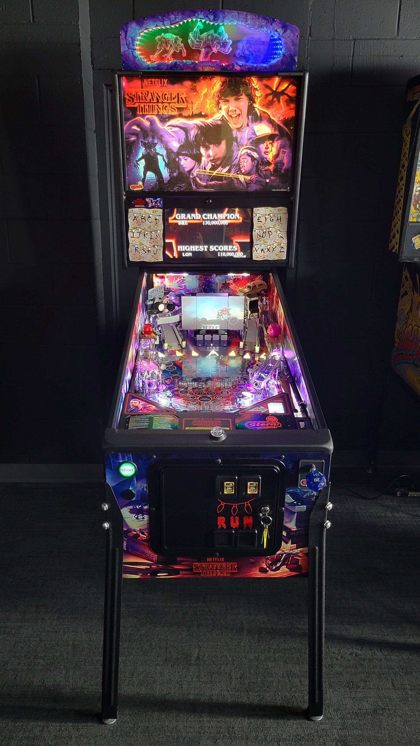 Stern Stranger Things Premium Loaded