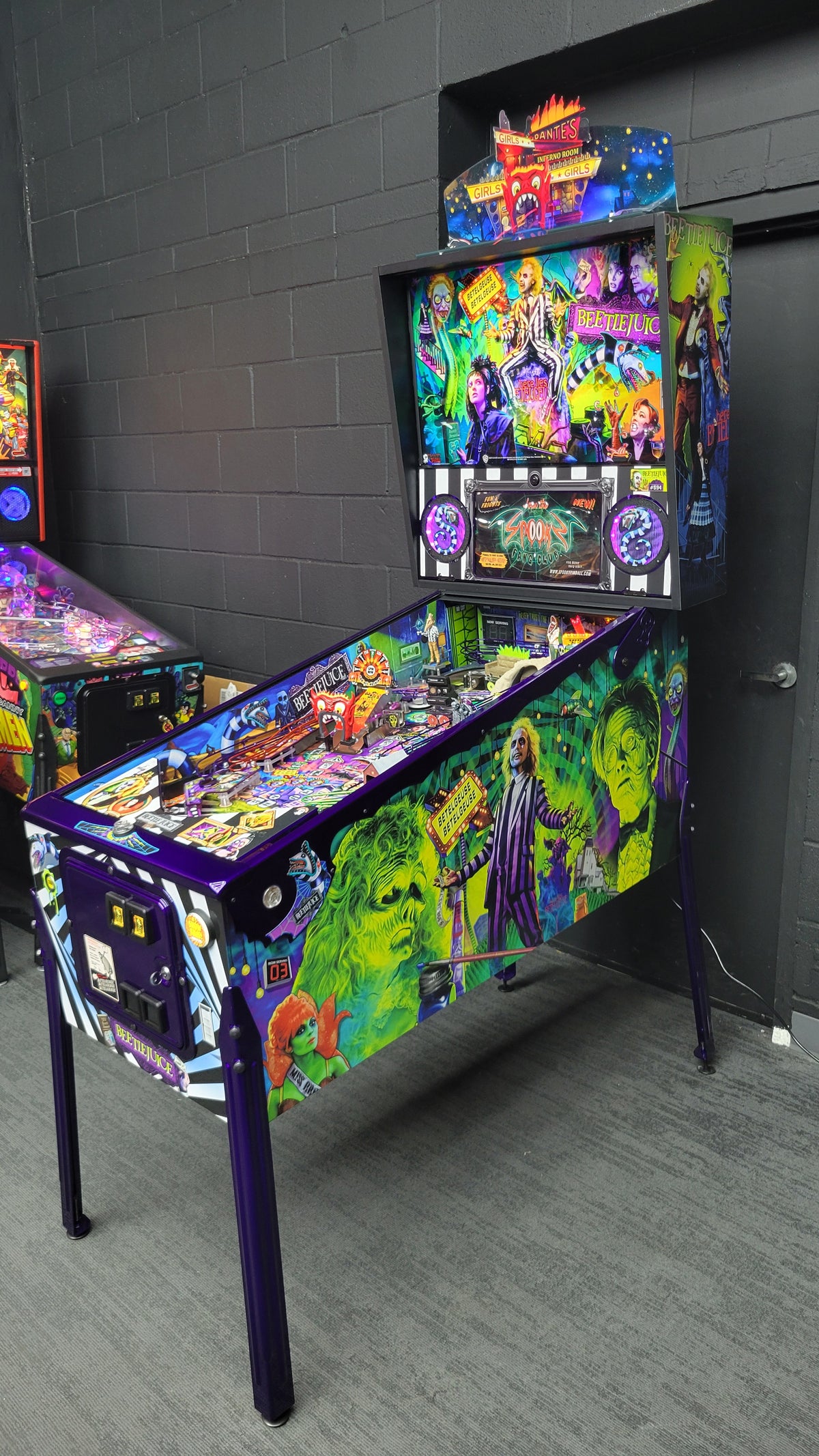 Spooky Beetlejuice Pinball HUO with Snake Topper Included