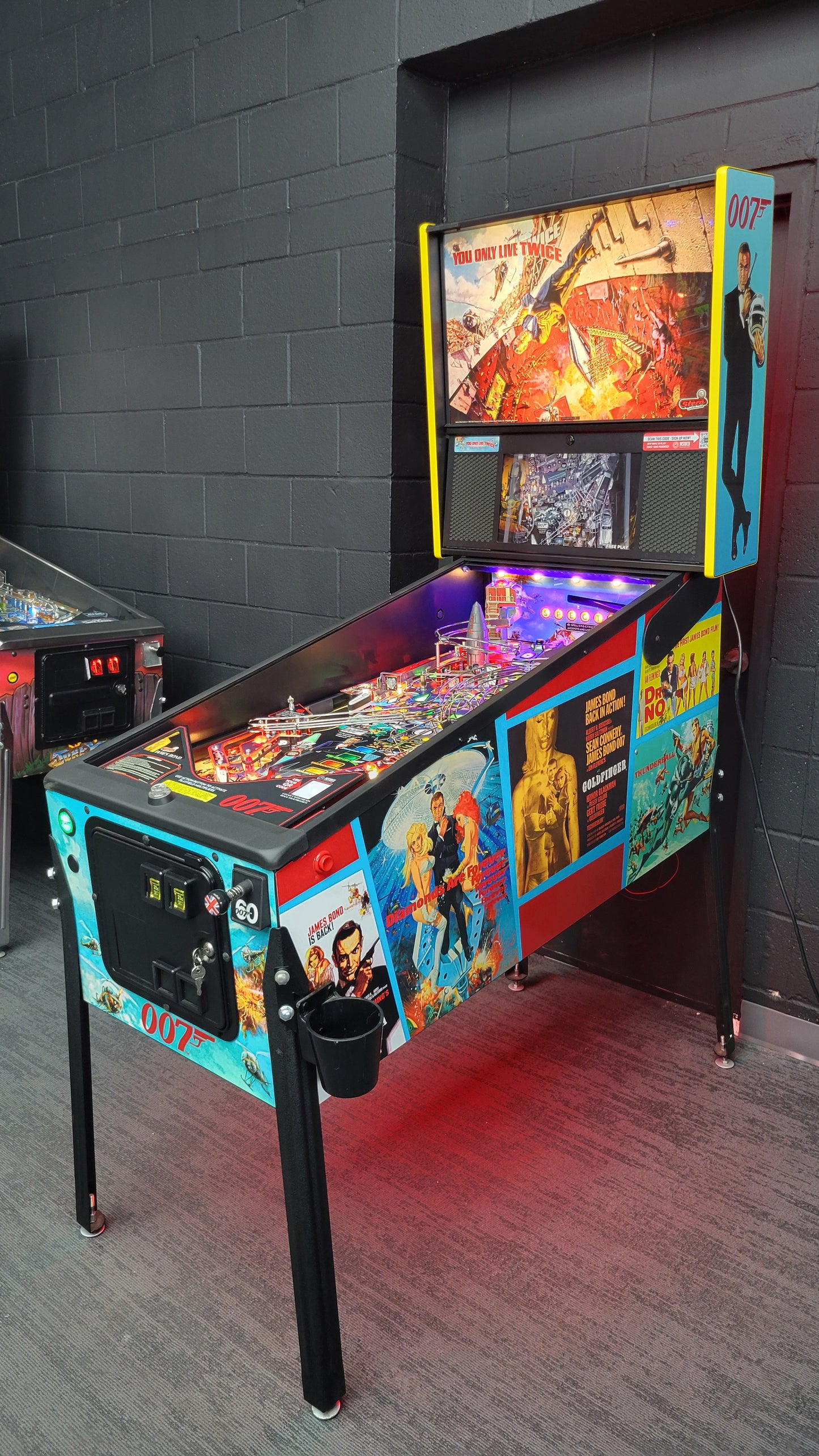 James Bond 007 Premium Pinball