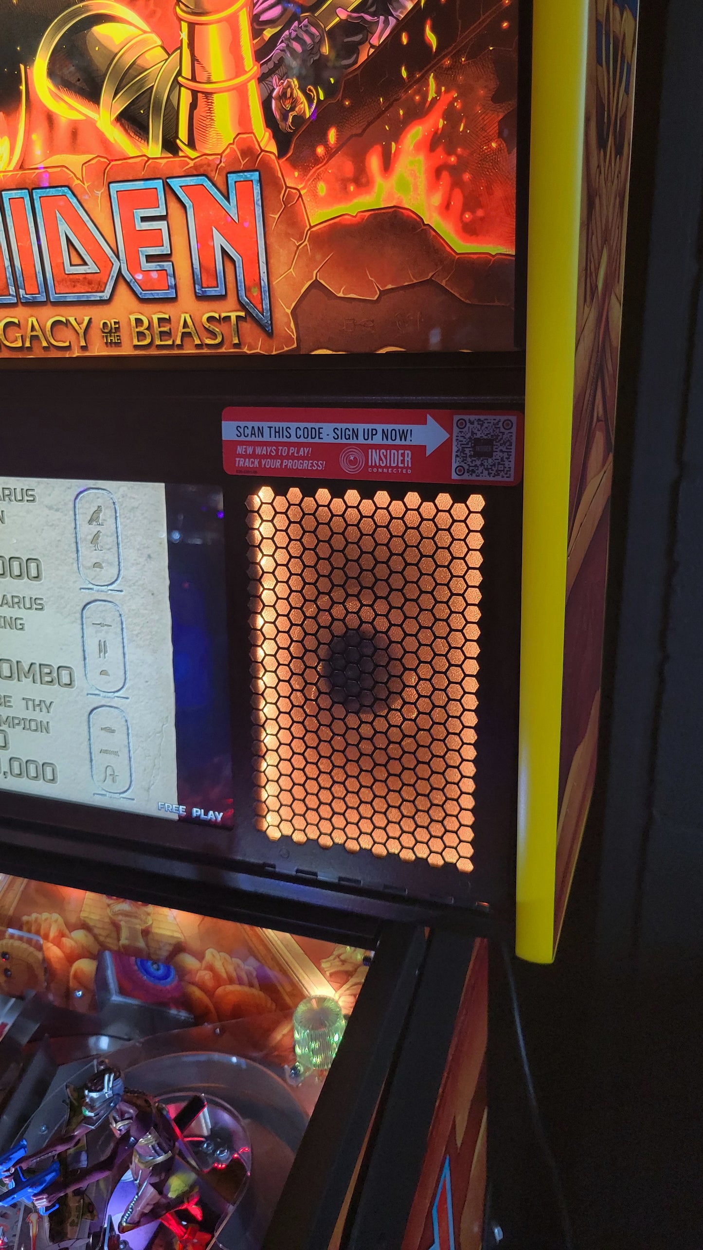Stern Iron Maiden Premium Pinball HUO