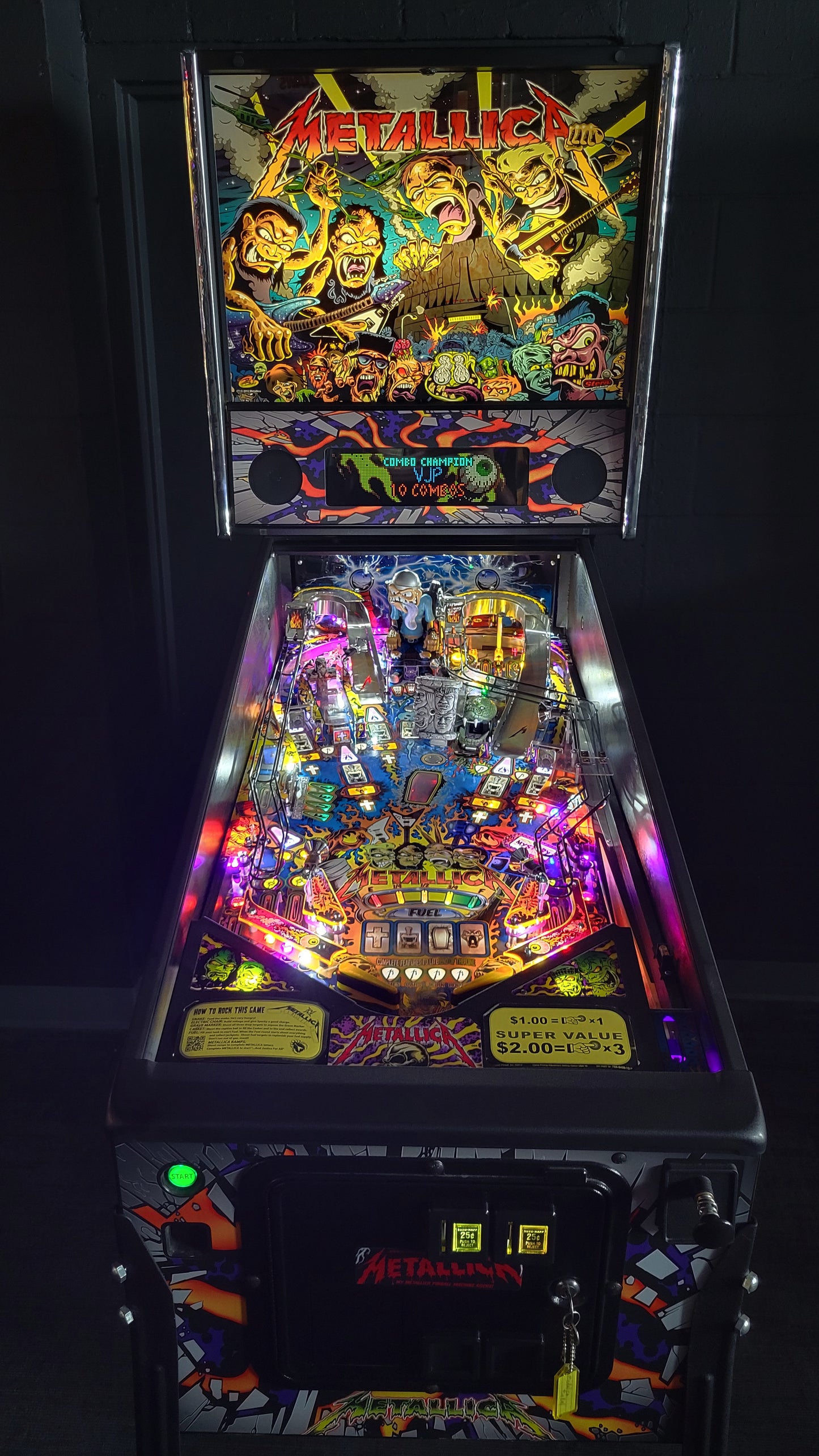 Stern Metallica Premium Vault Pinball