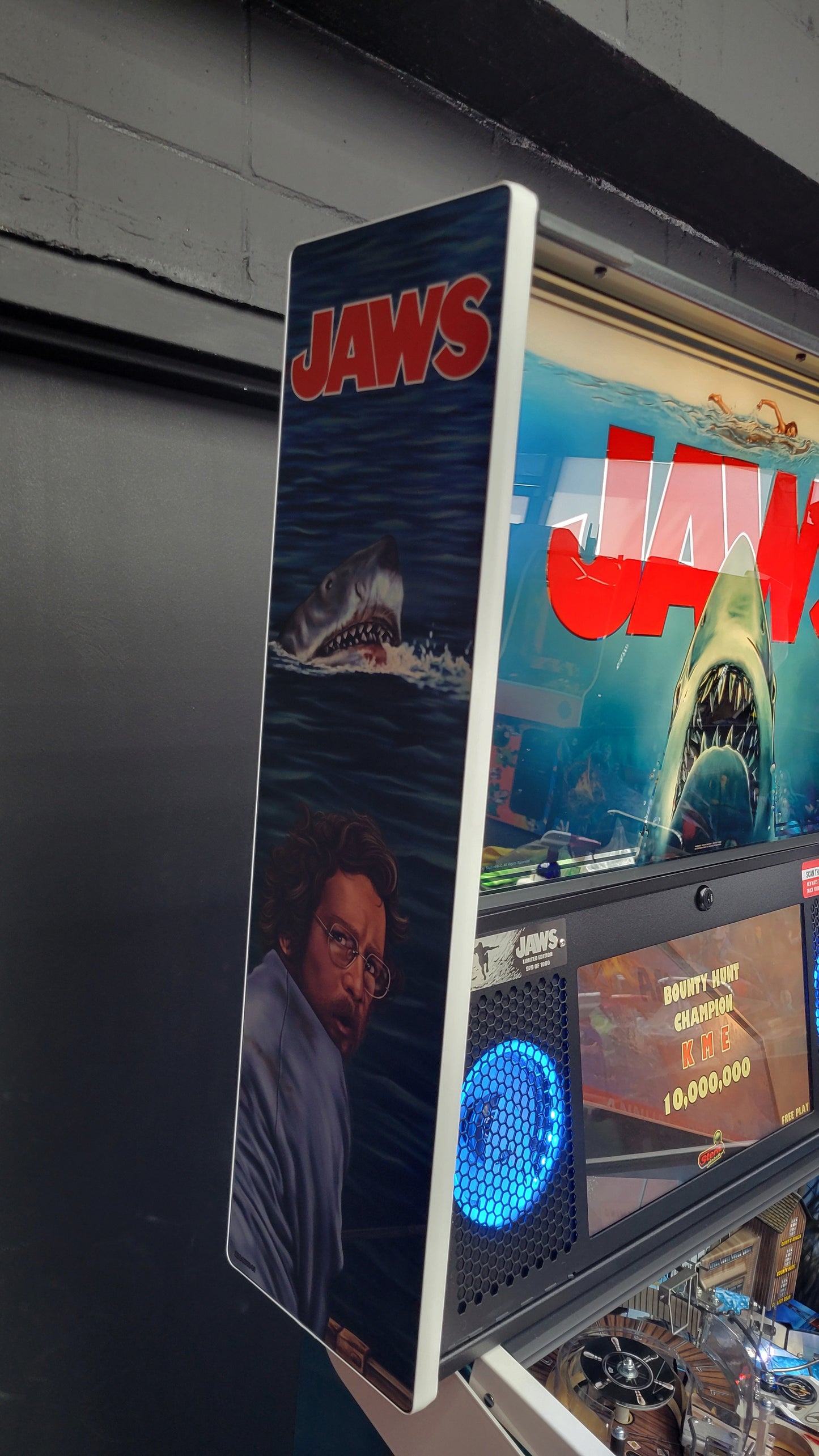 Stern Jaws LE Pinball HUO